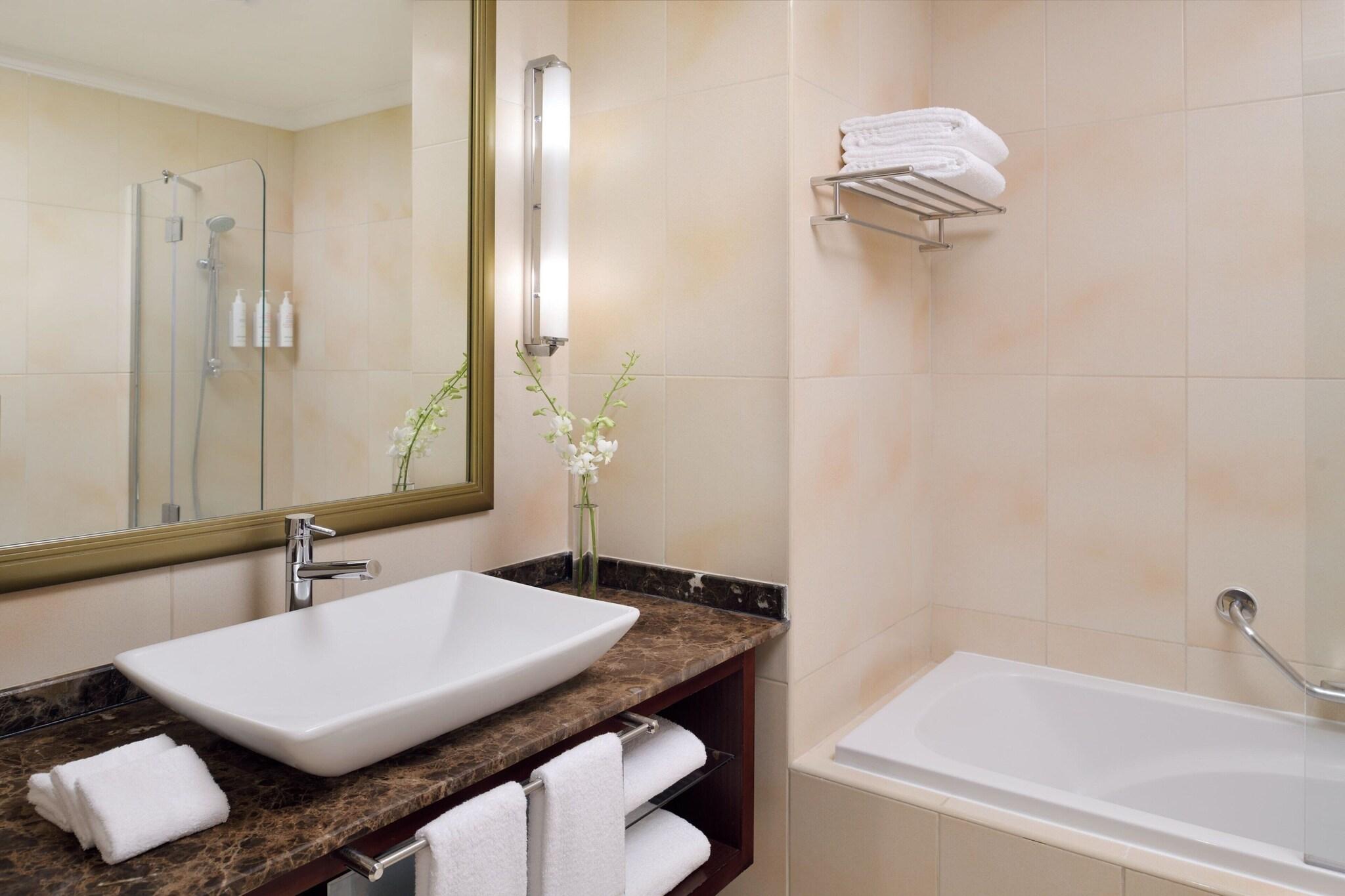 Apartment King Bed Two Bedrooms