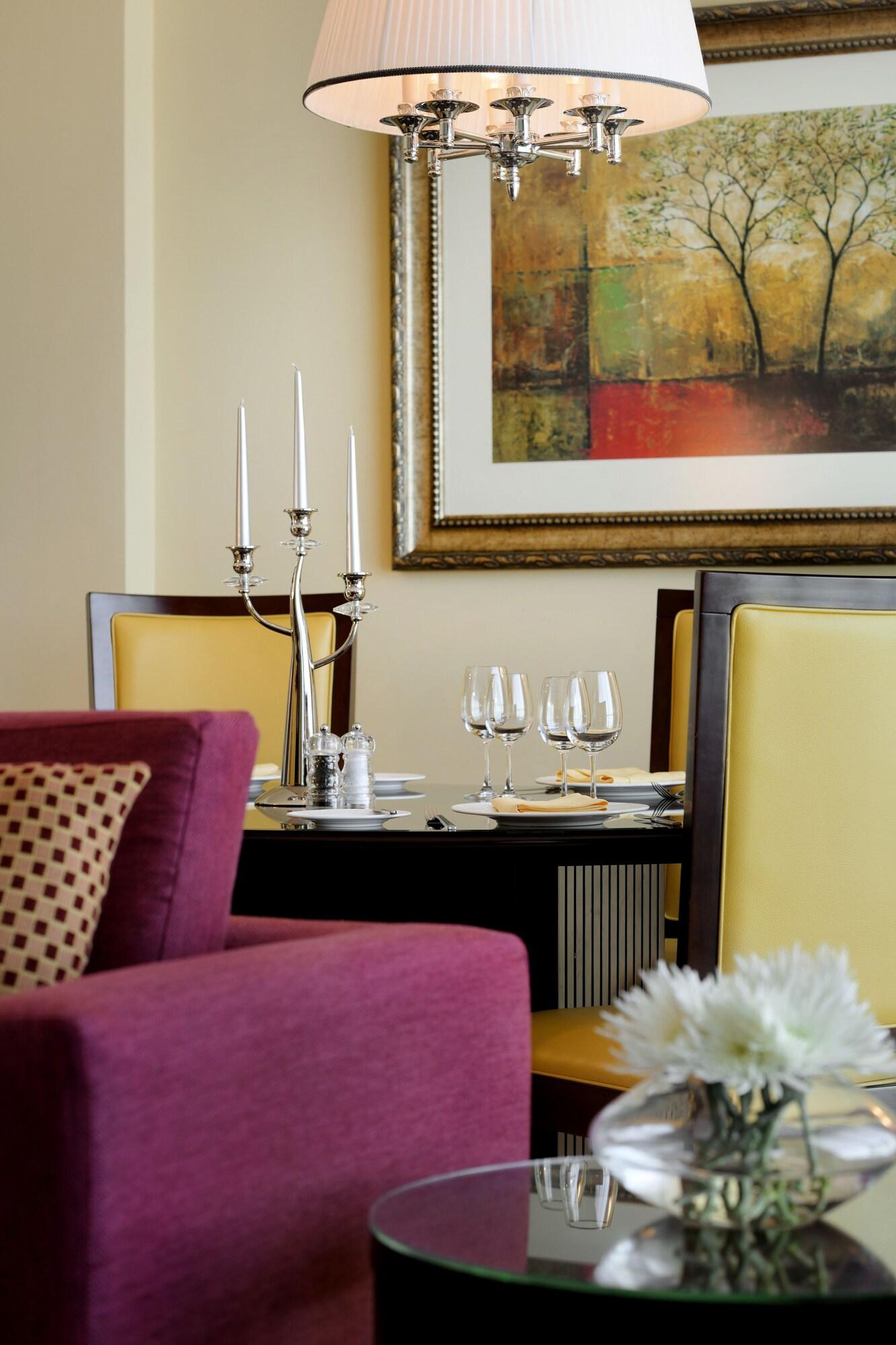 Apartment City View King Bed