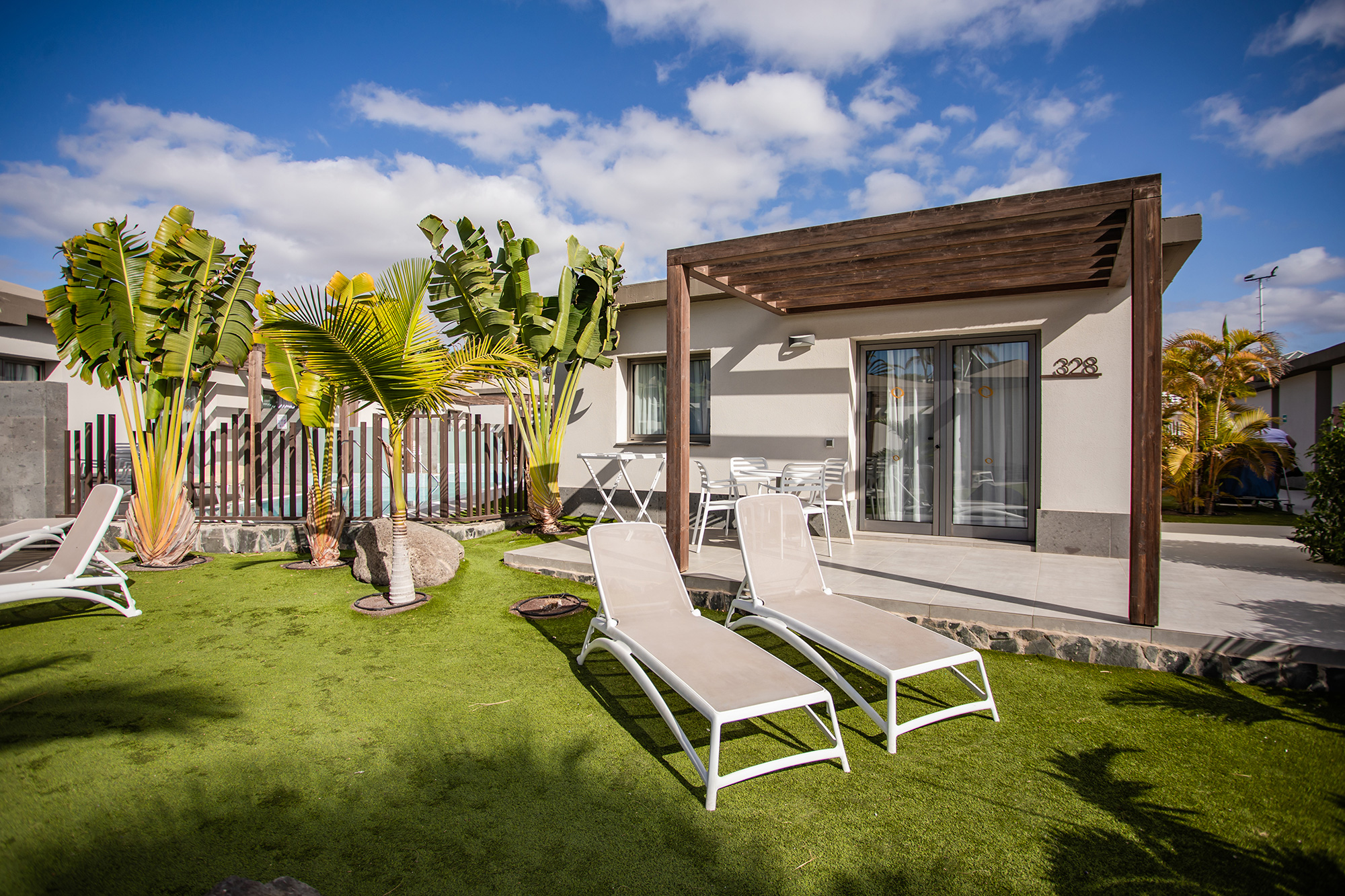 Bungalow Premium One Bedroom