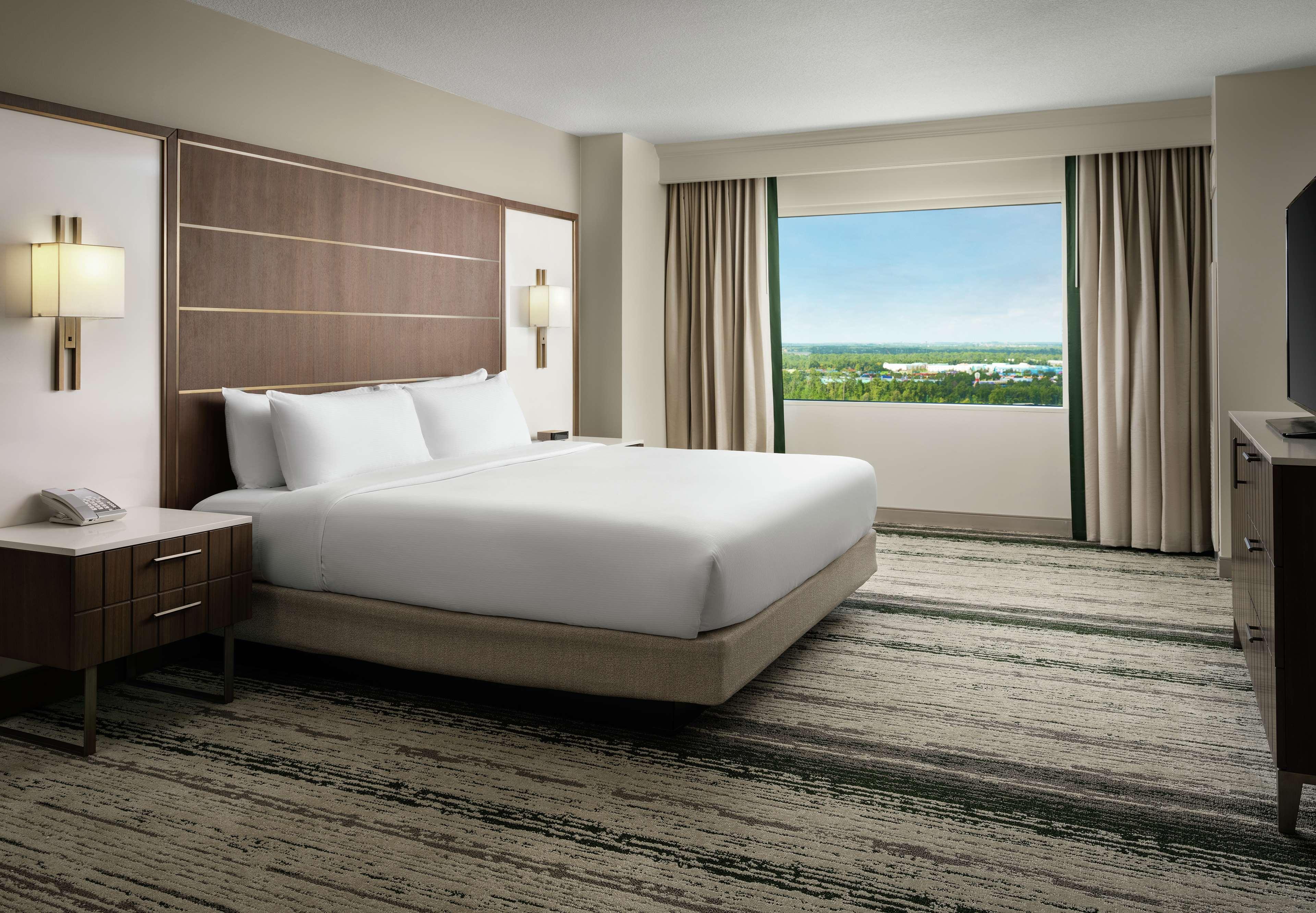 Junior Suite with Views