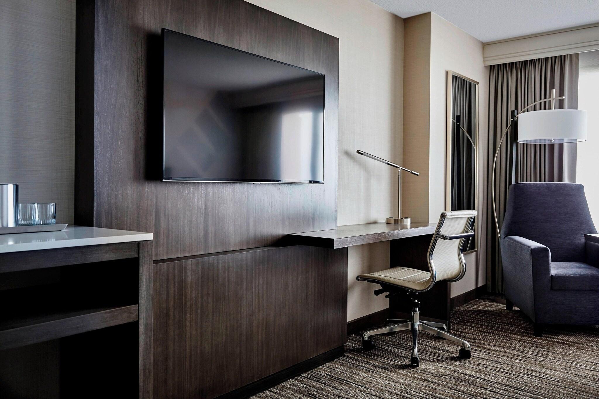 Suite Accessible Executive Room