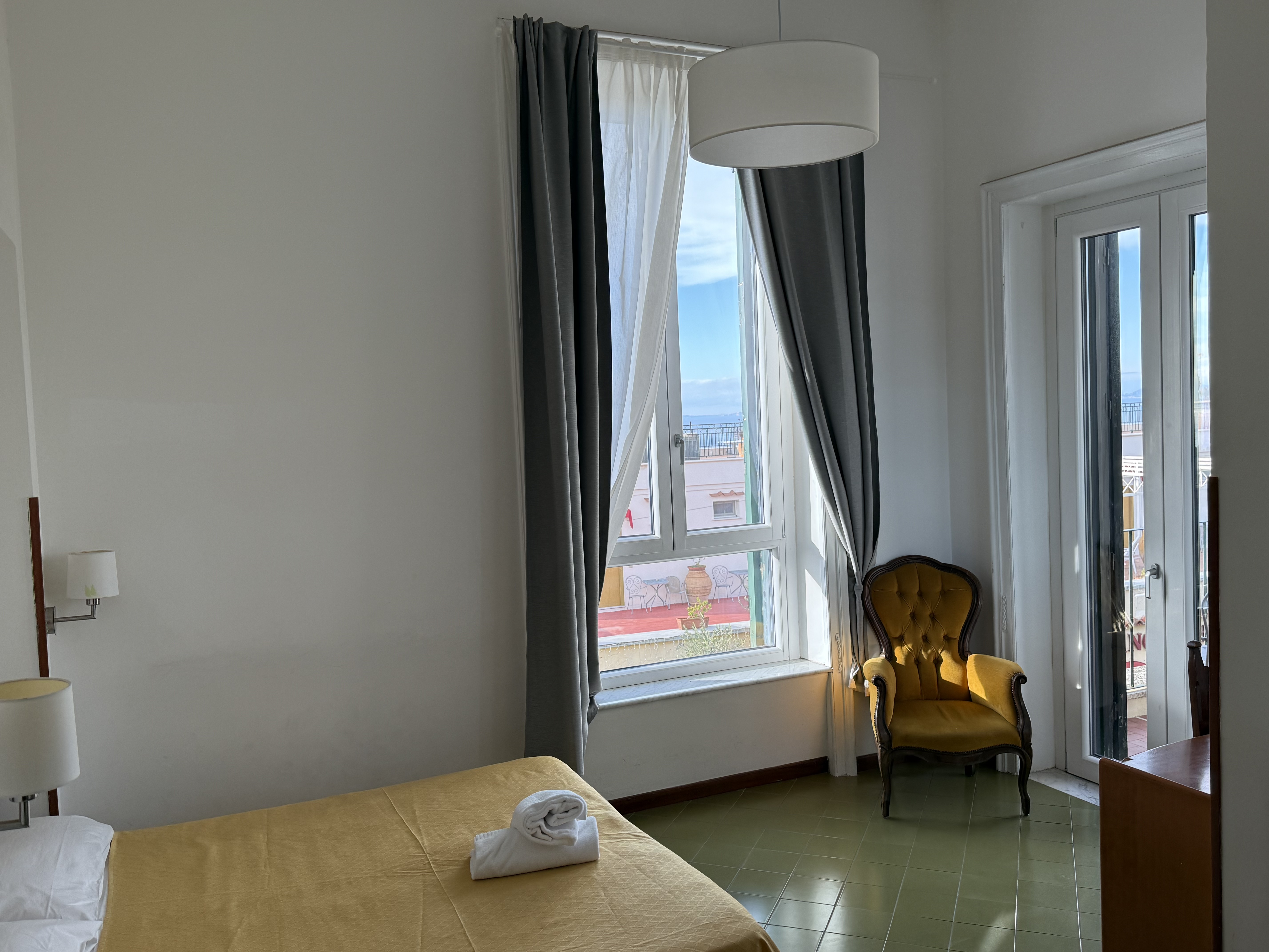 Double or Twin Standard