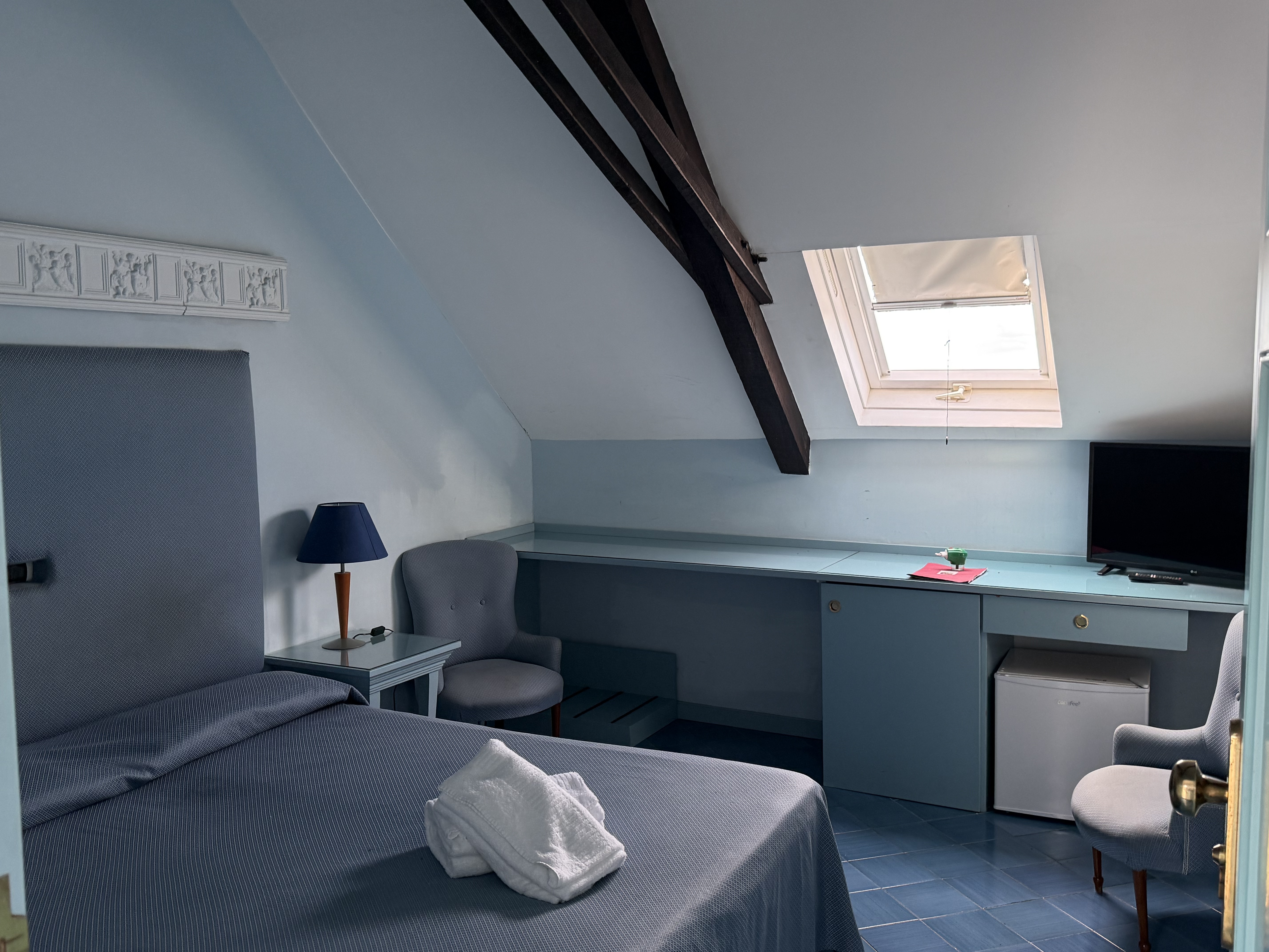 Double or Twin Standard