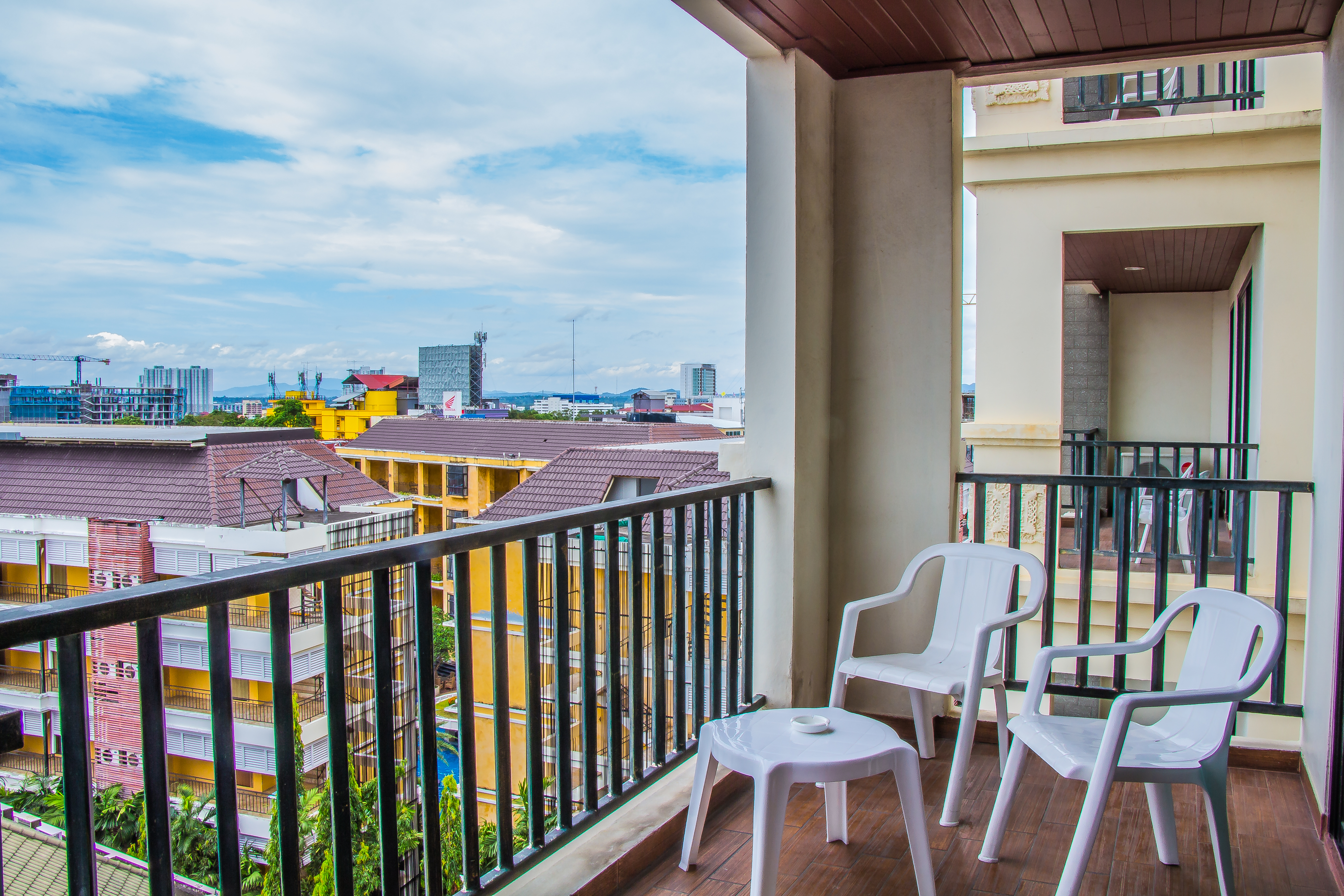 Double or Twin Deluxe