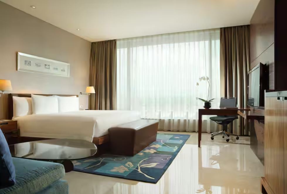 Double Executive King Bed