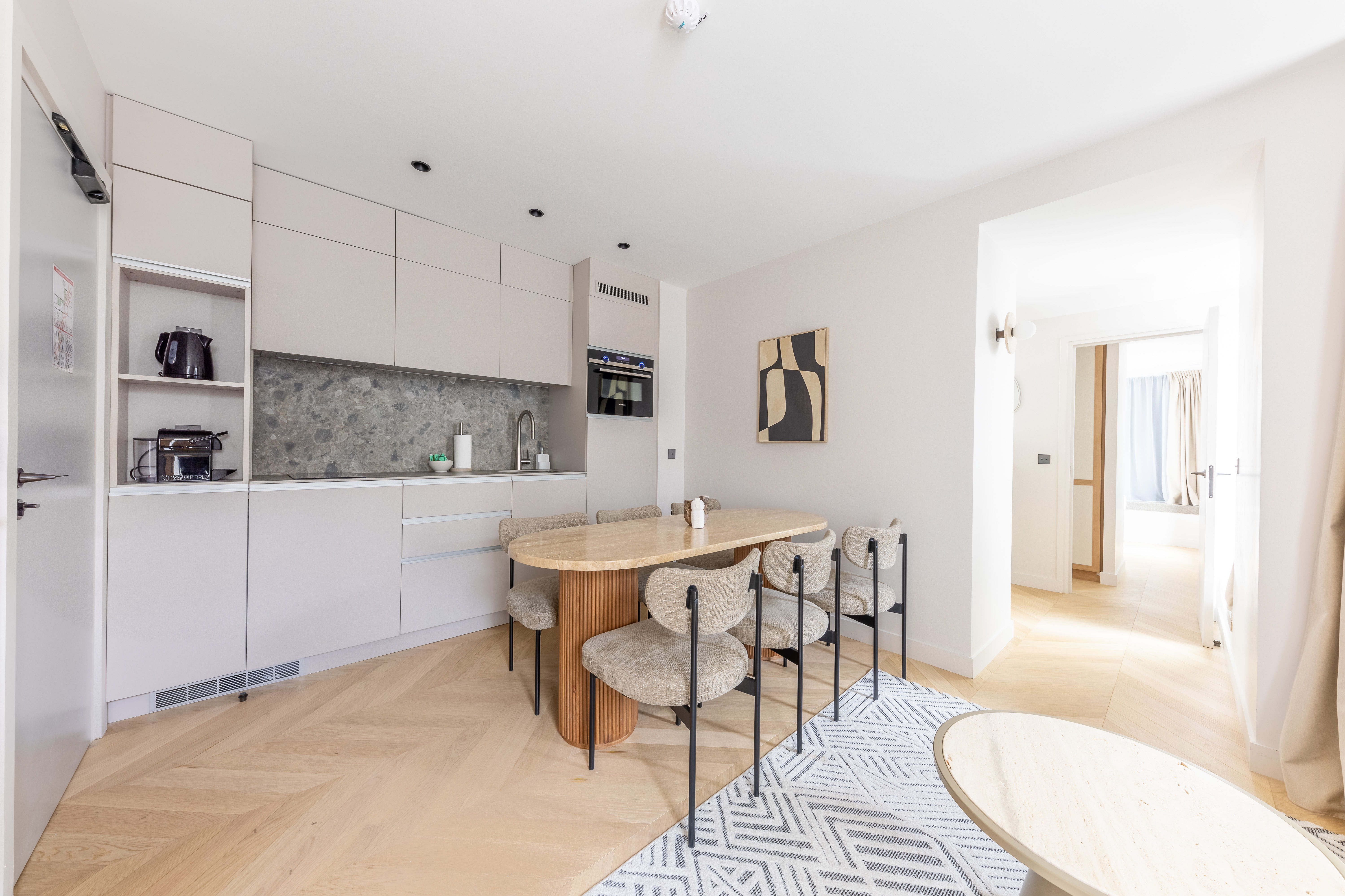 Apartment Connecting Room