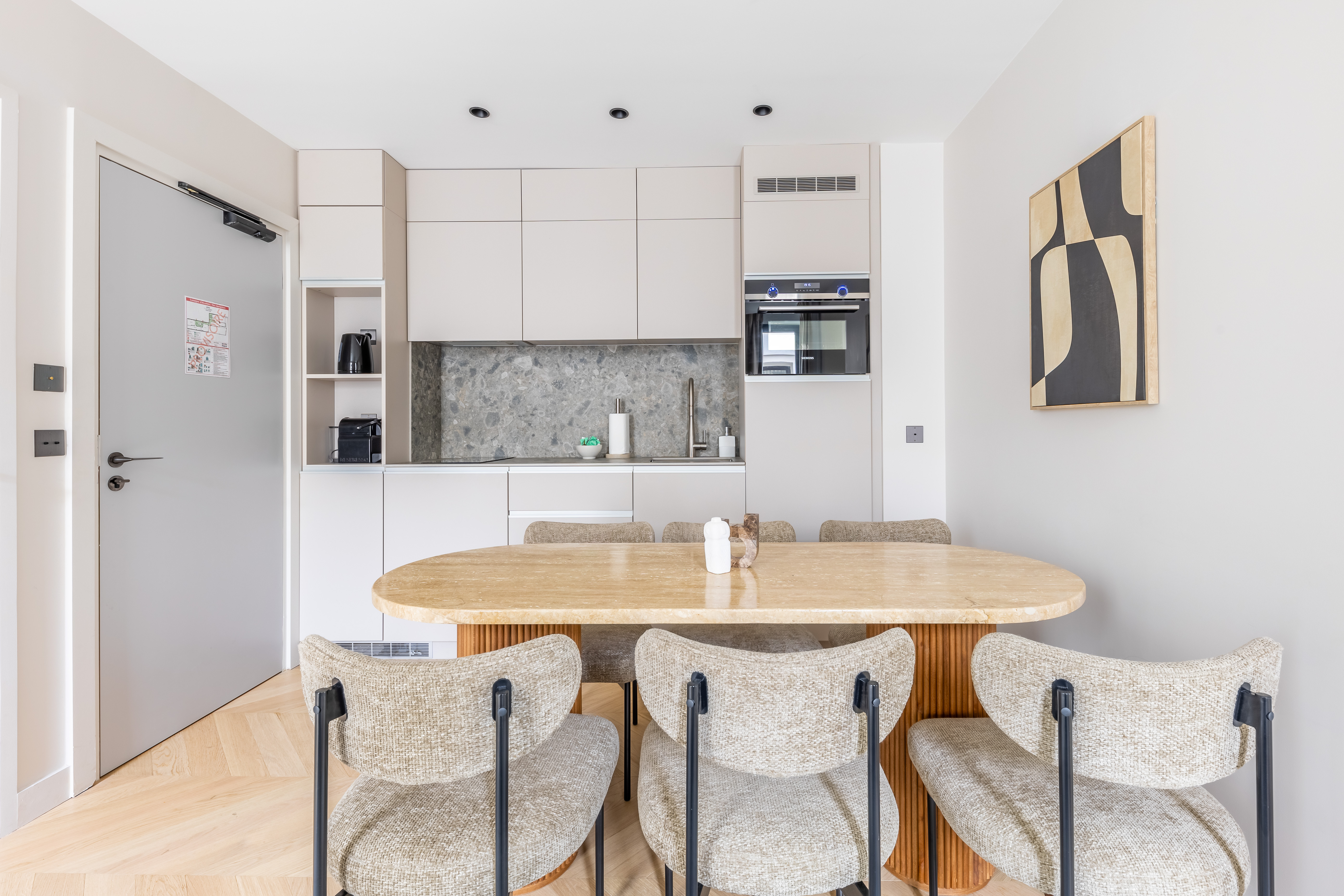 Apartment Connecting Room