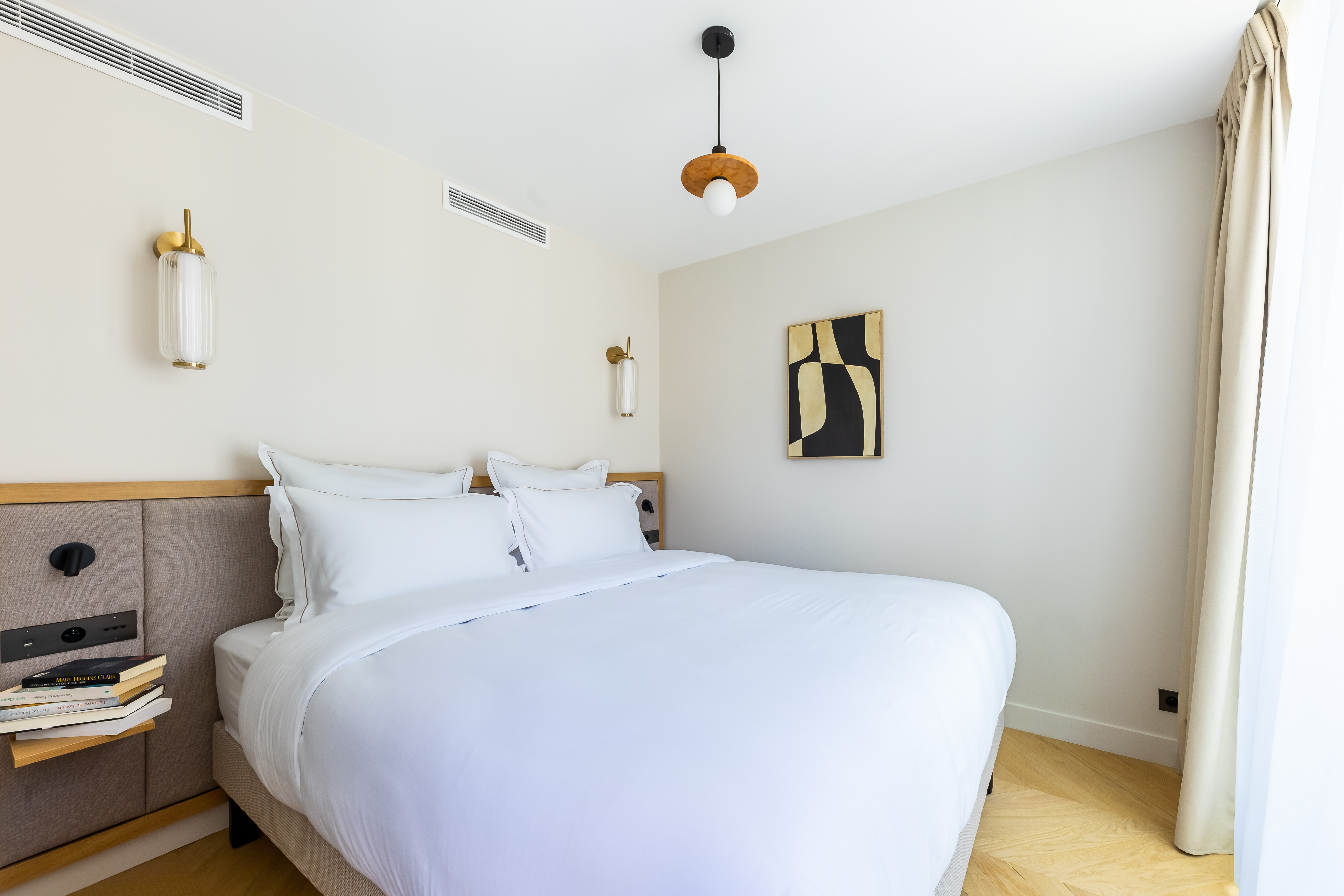 Apartment Capacity 1