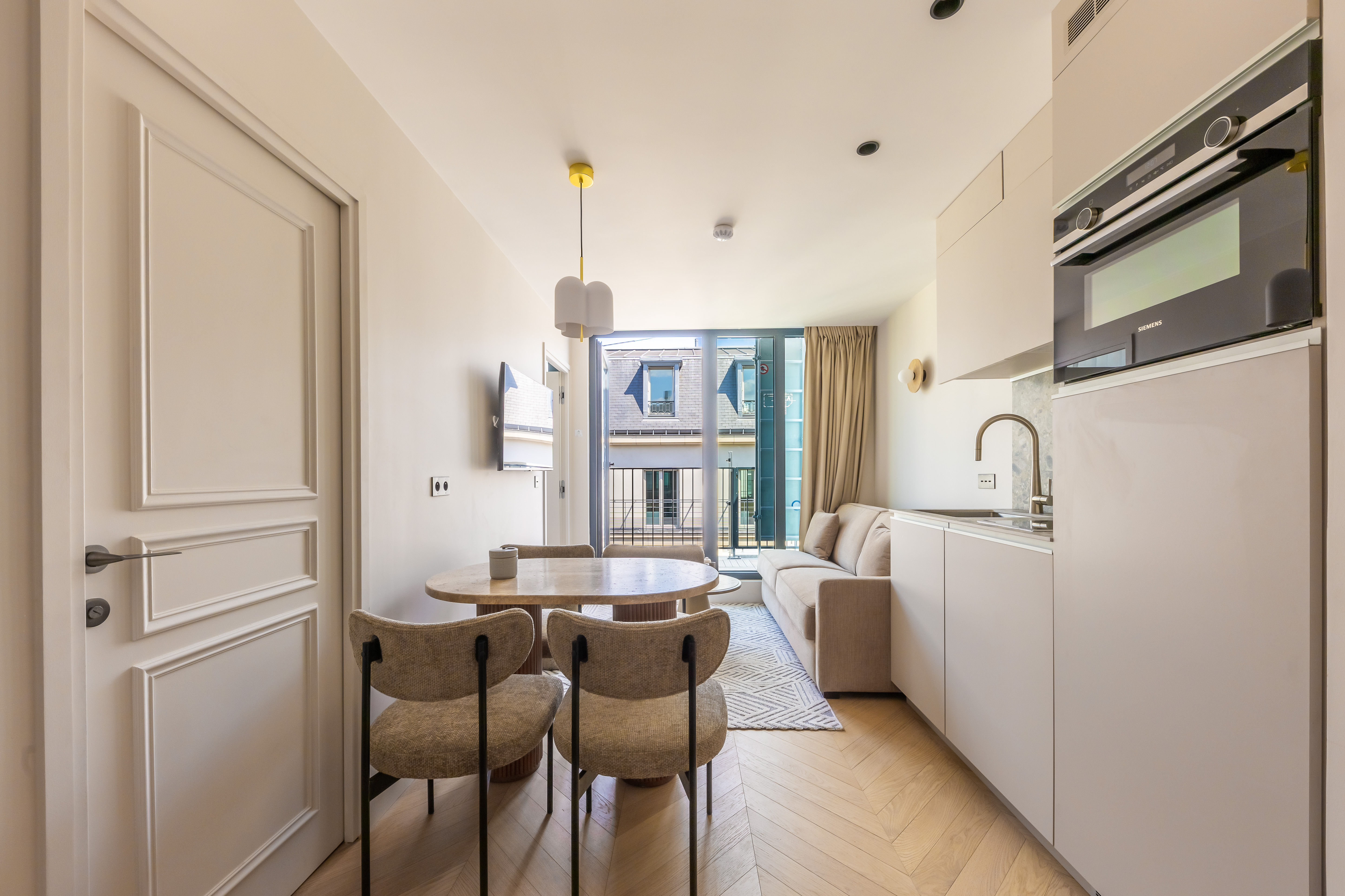 Apartment Capacity 1