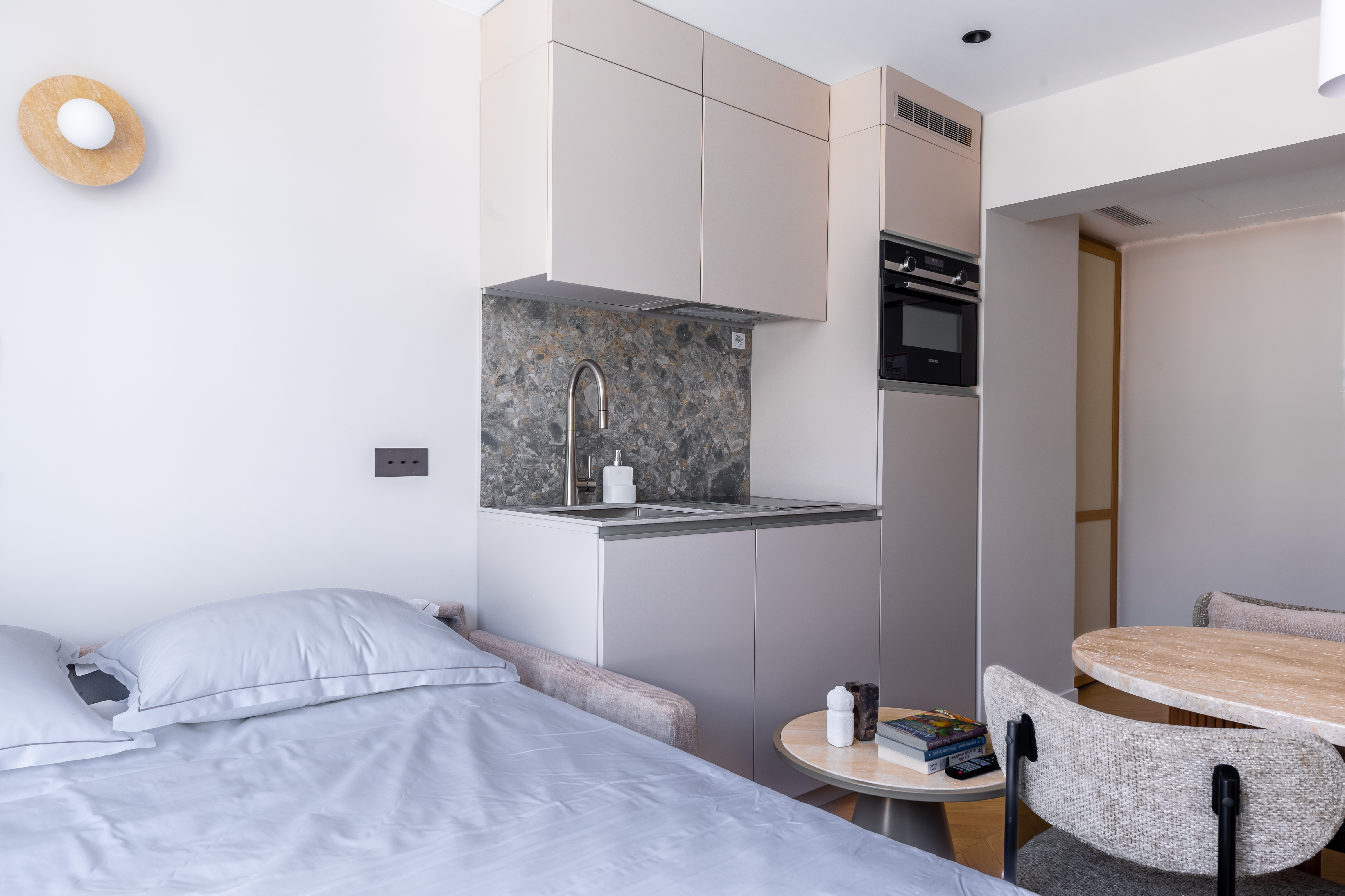 Apartment Capacity 1