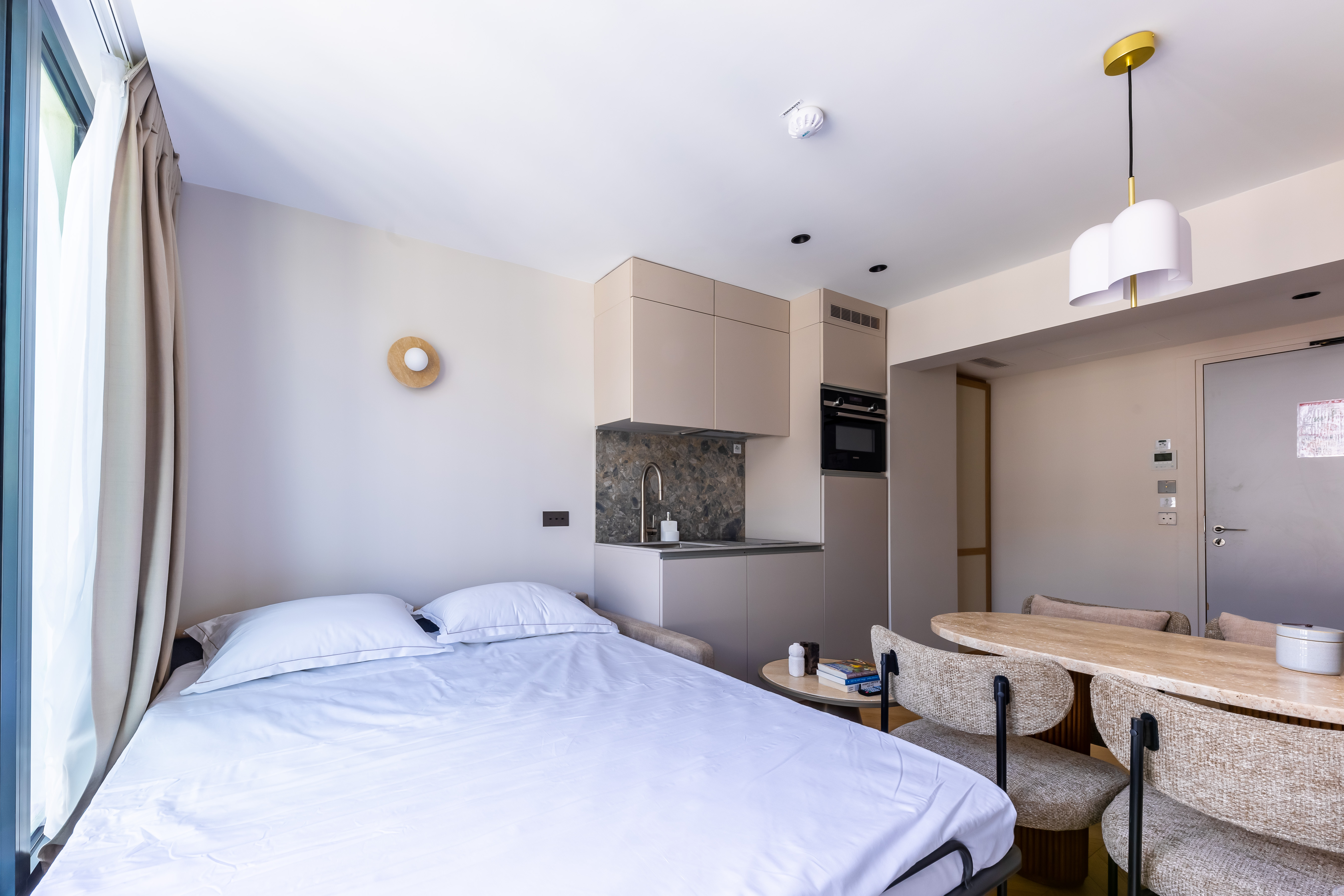 Apartment Capacity 1