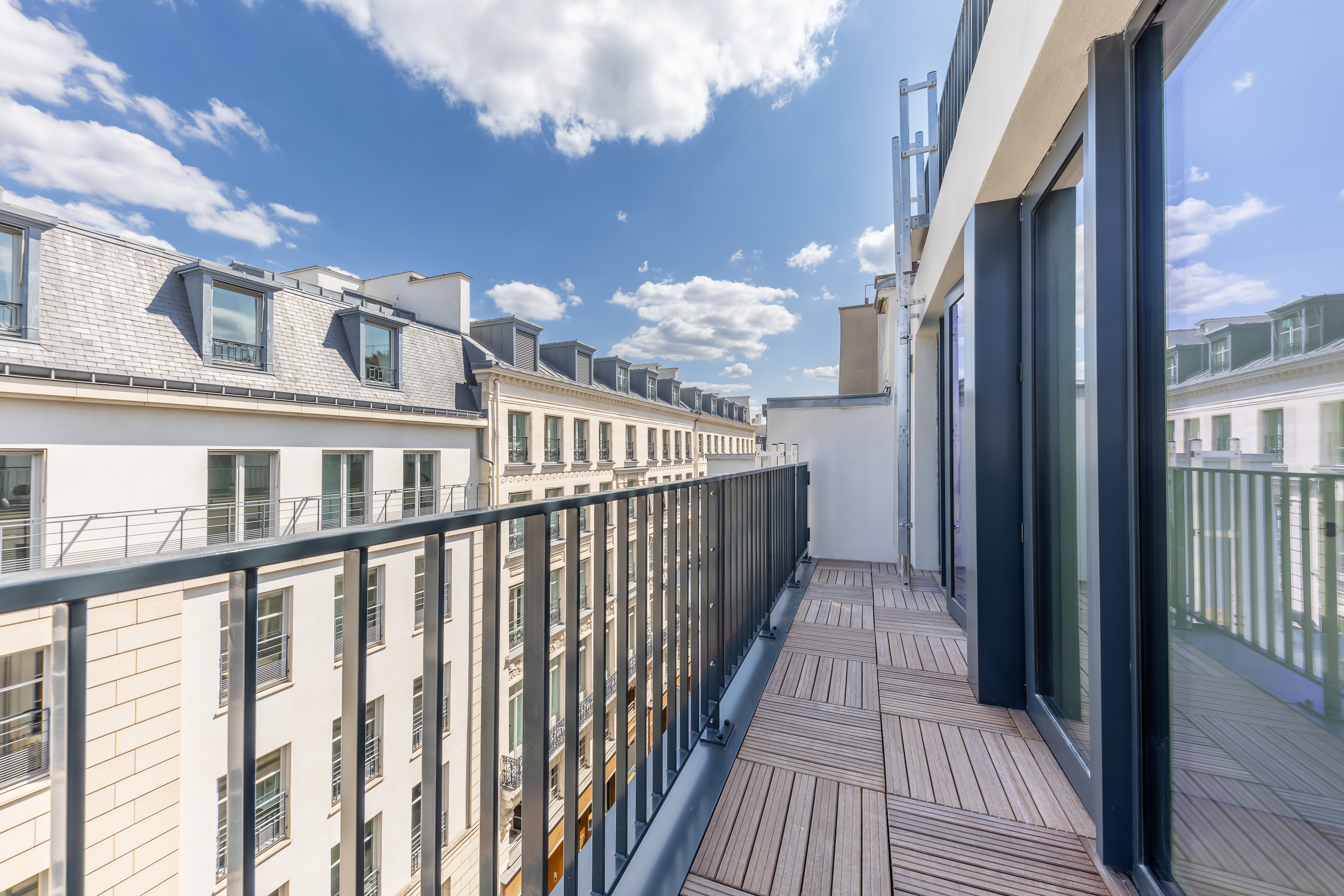 Apartment Capacity 1
