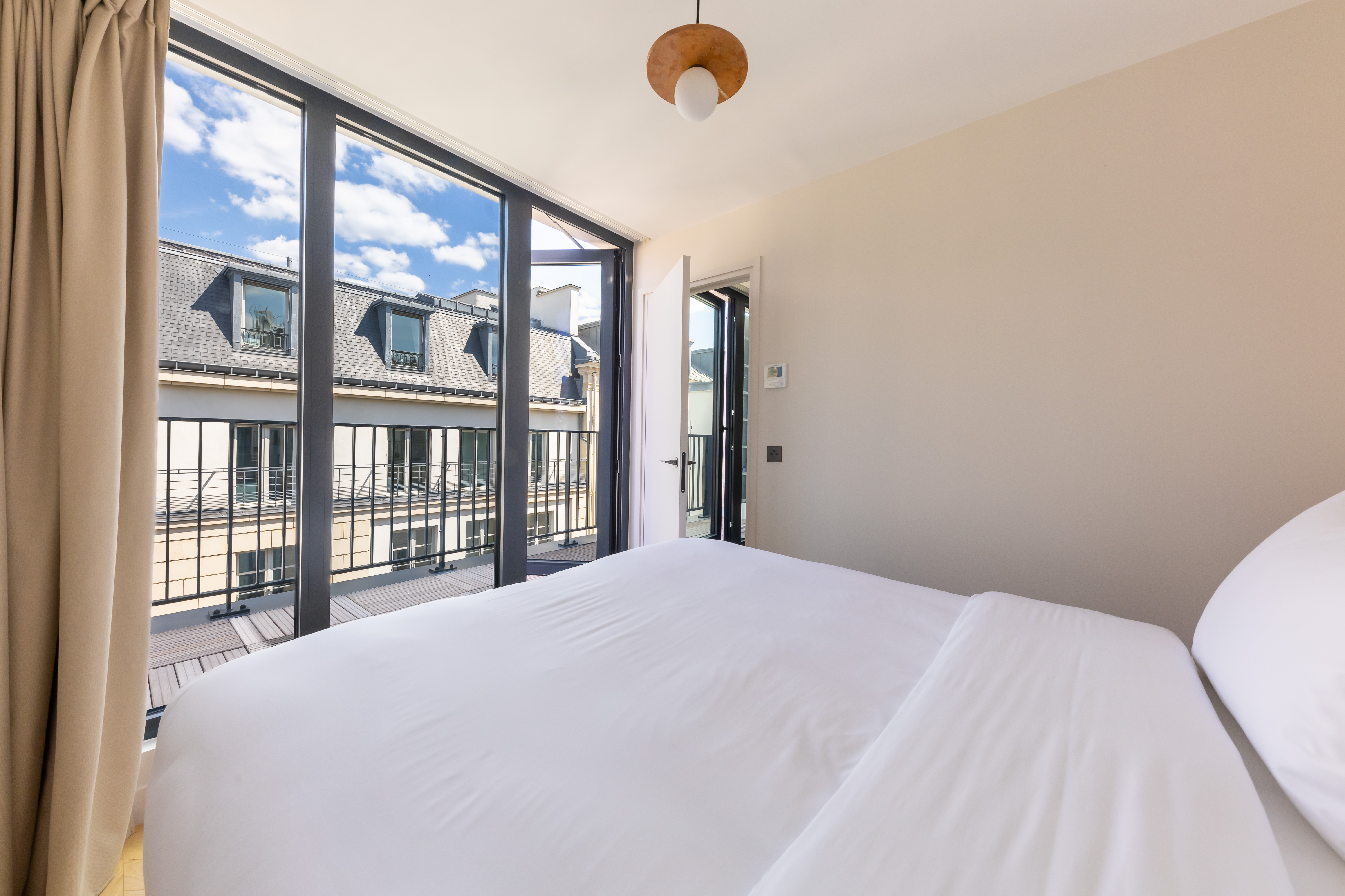 Apartment Capacity 1