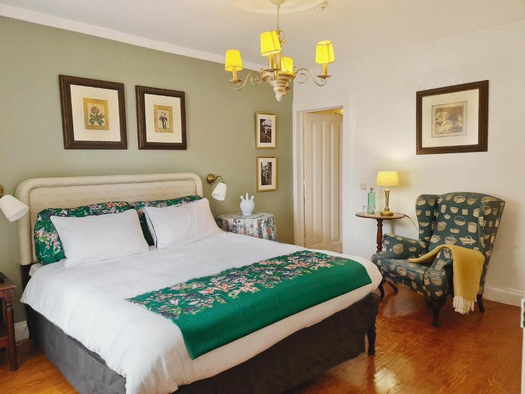 Double or Twin Superior