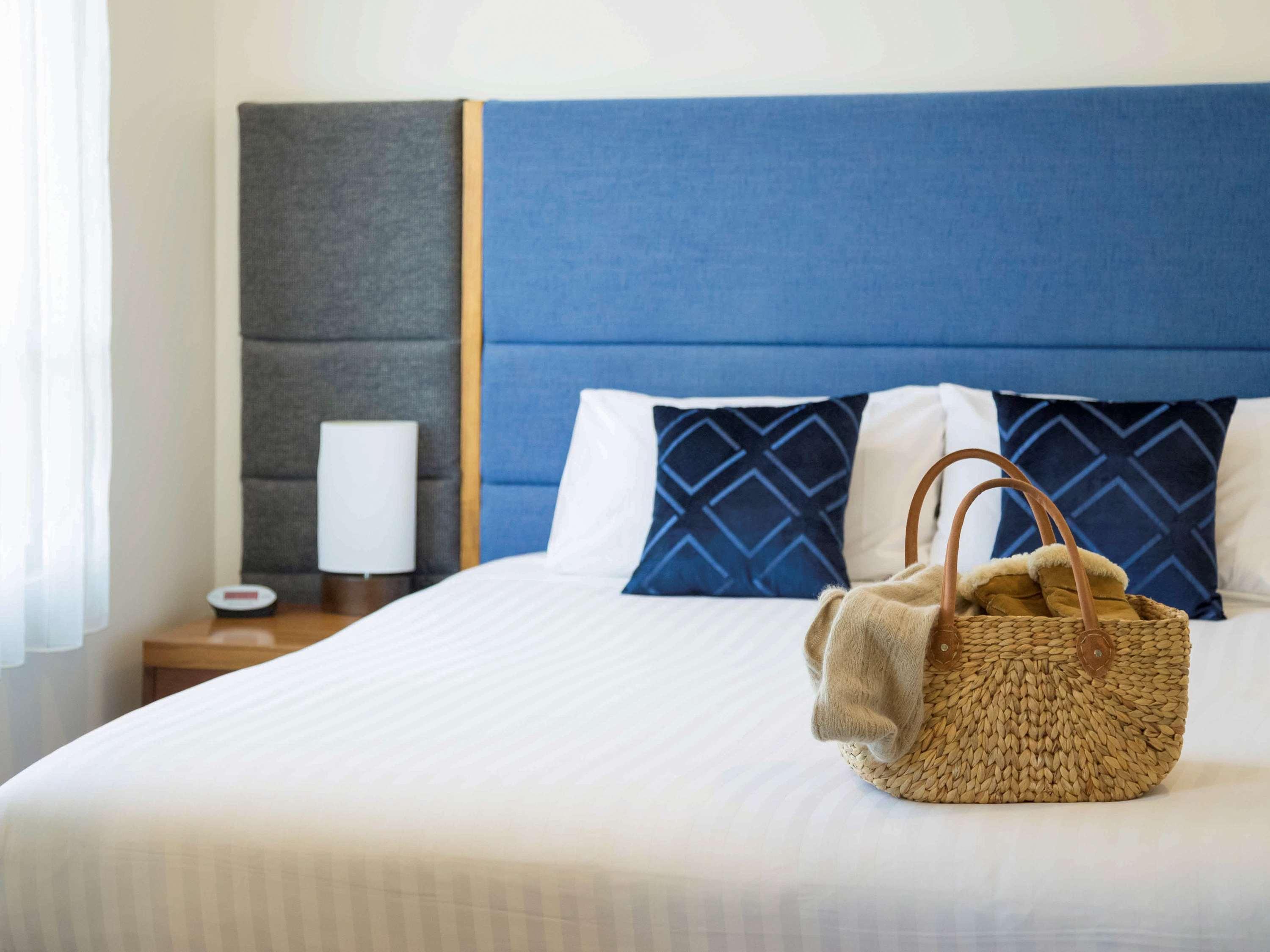 Suite Deluxe King Bed