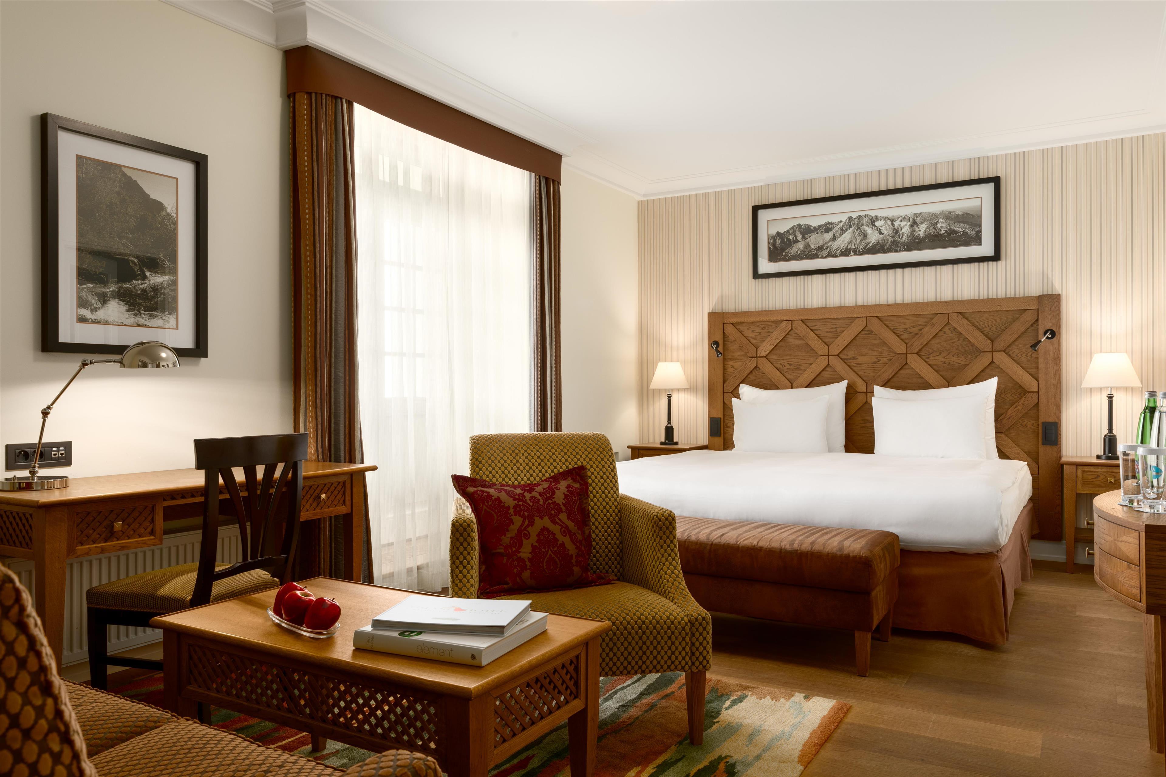 Double Deluxe Lake View