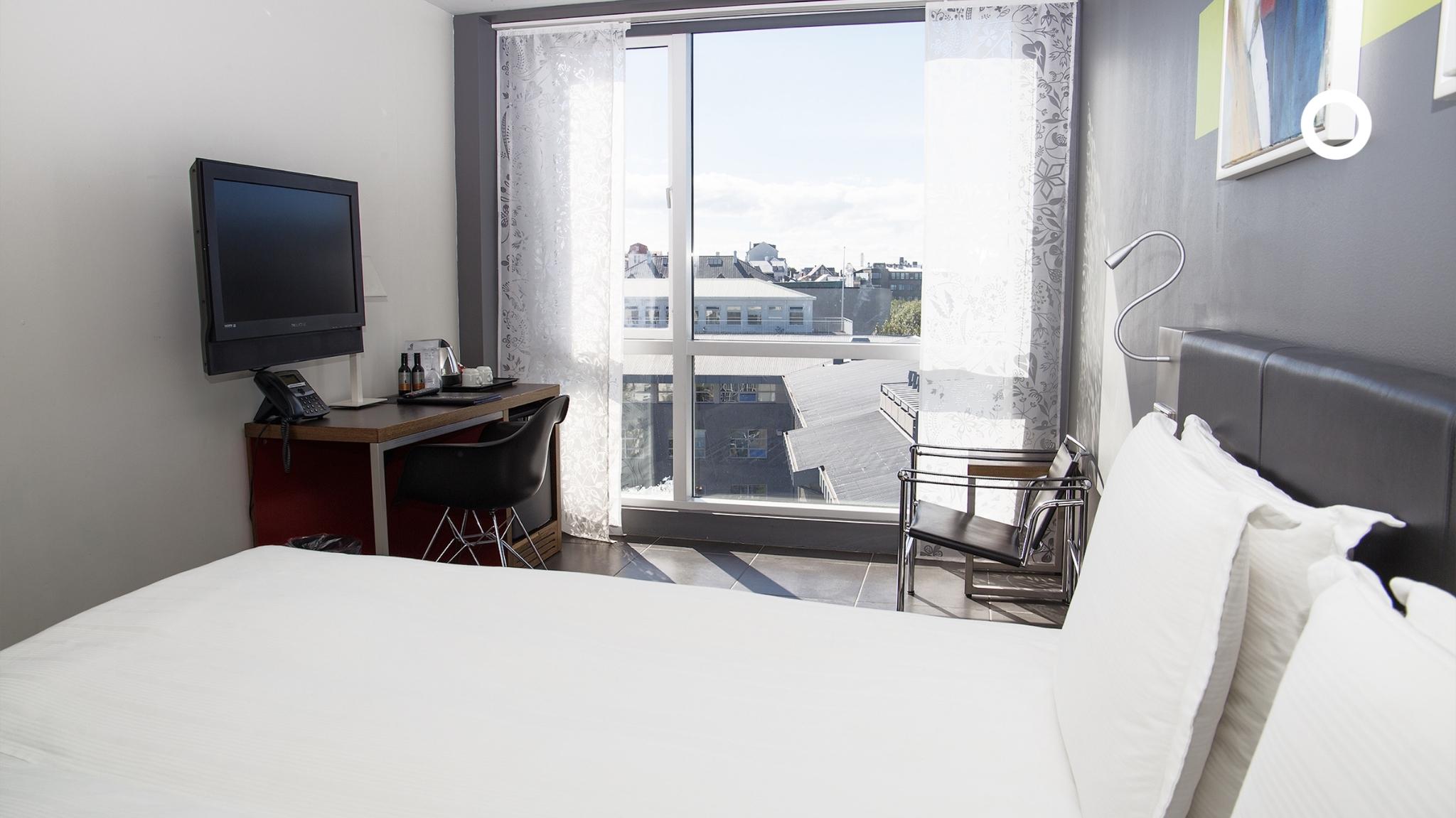 Double or Twin Deluxe