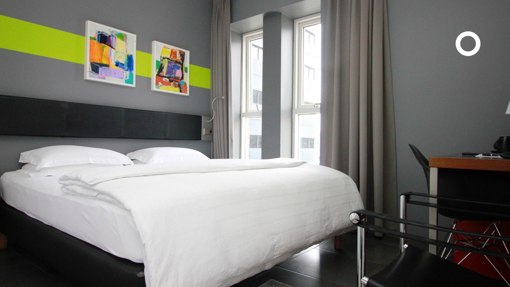 Double Deluxe King Bed