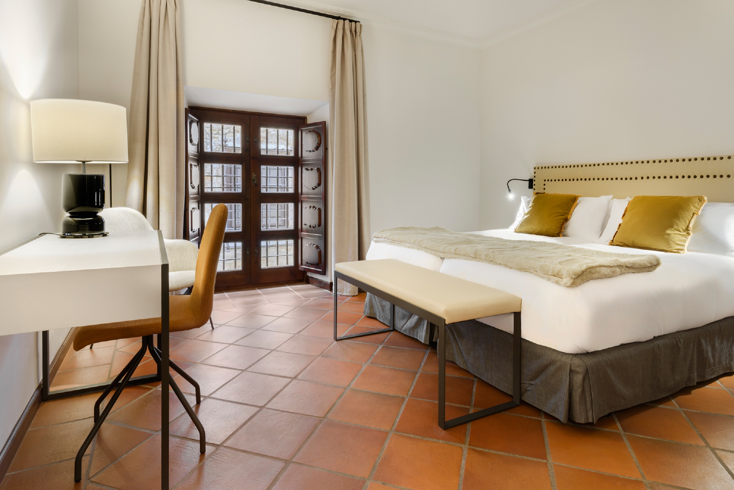 Double or Twin Superior