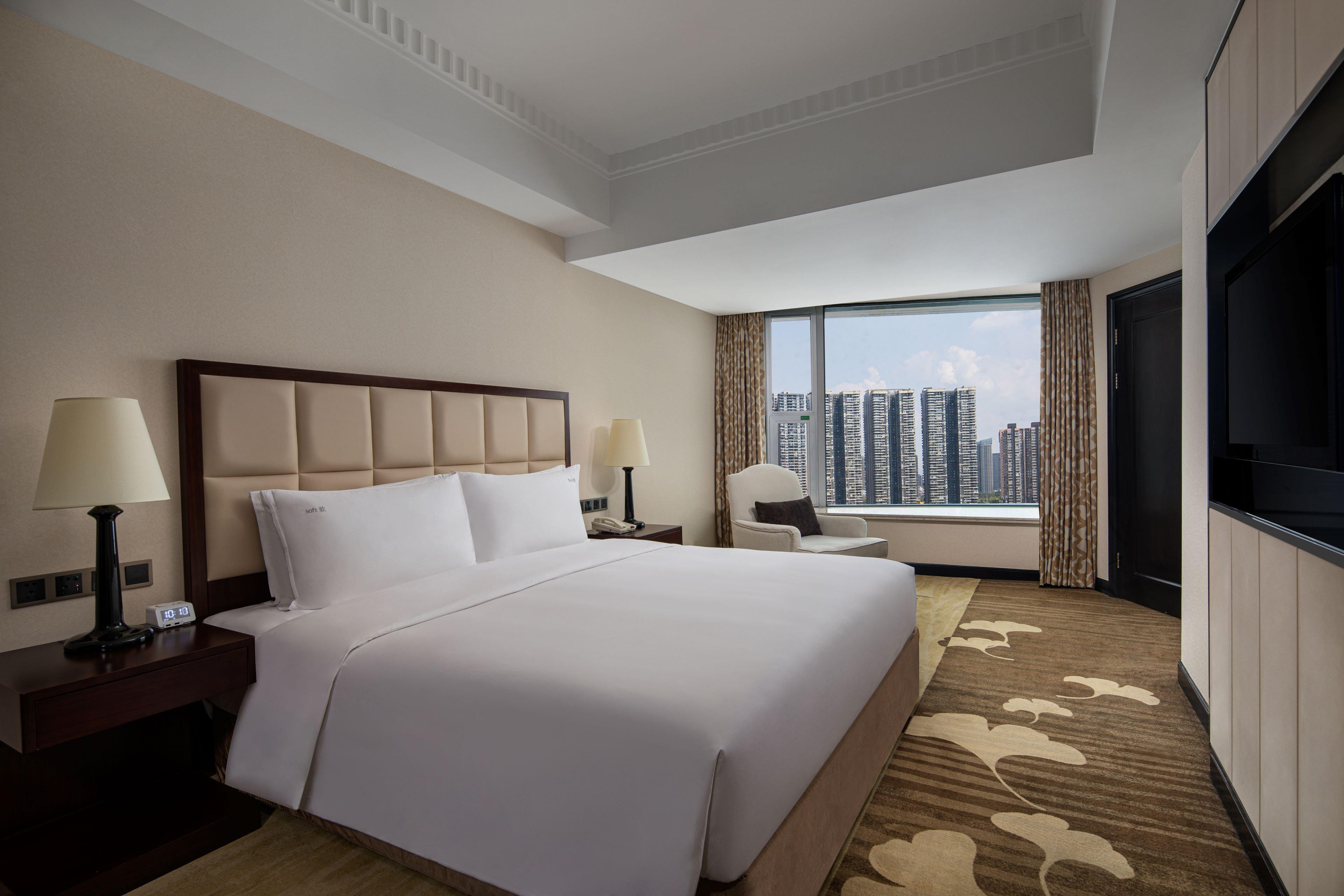 Double King Bed One Bedroom 