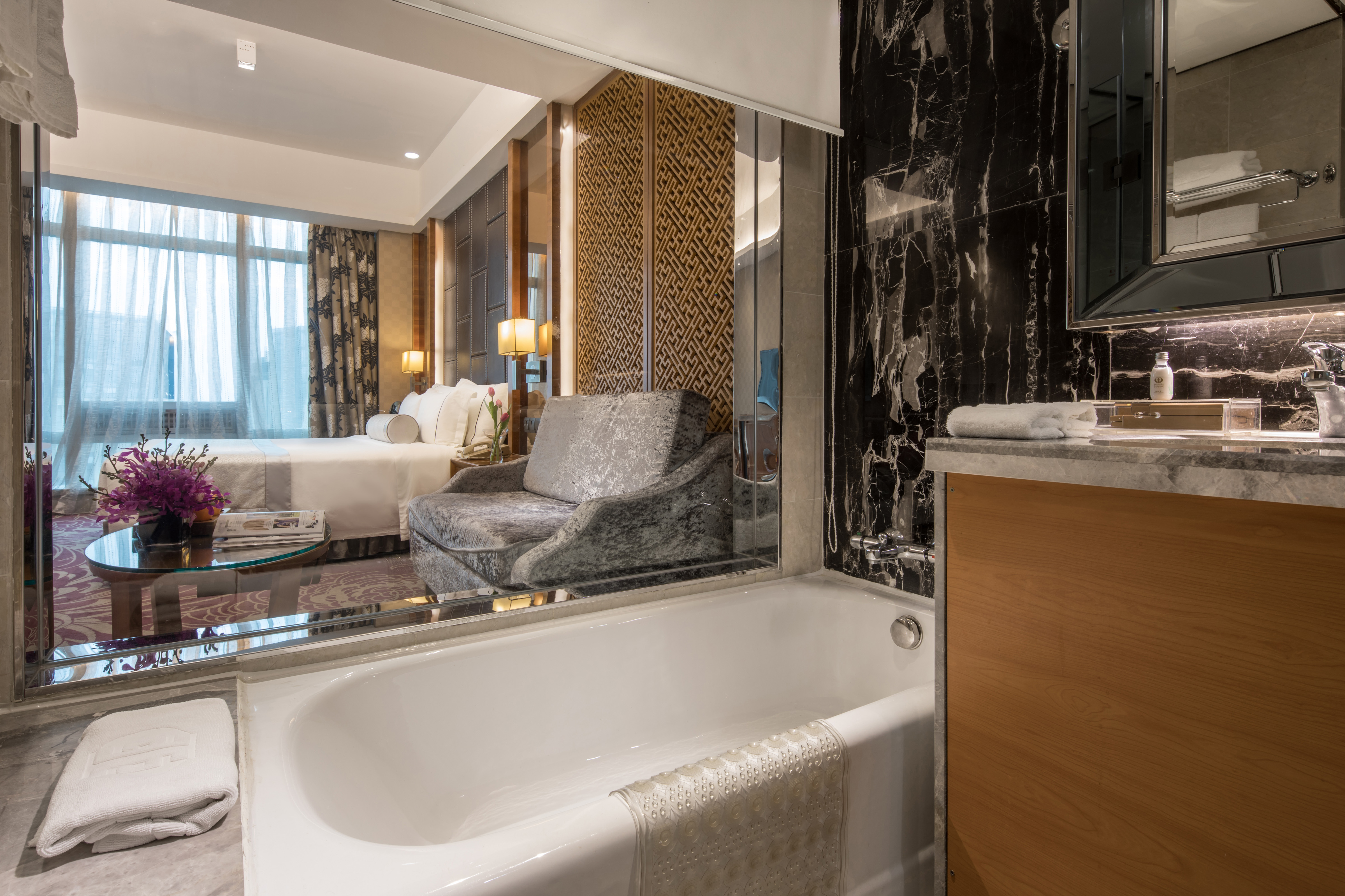 Double or Twin Executive