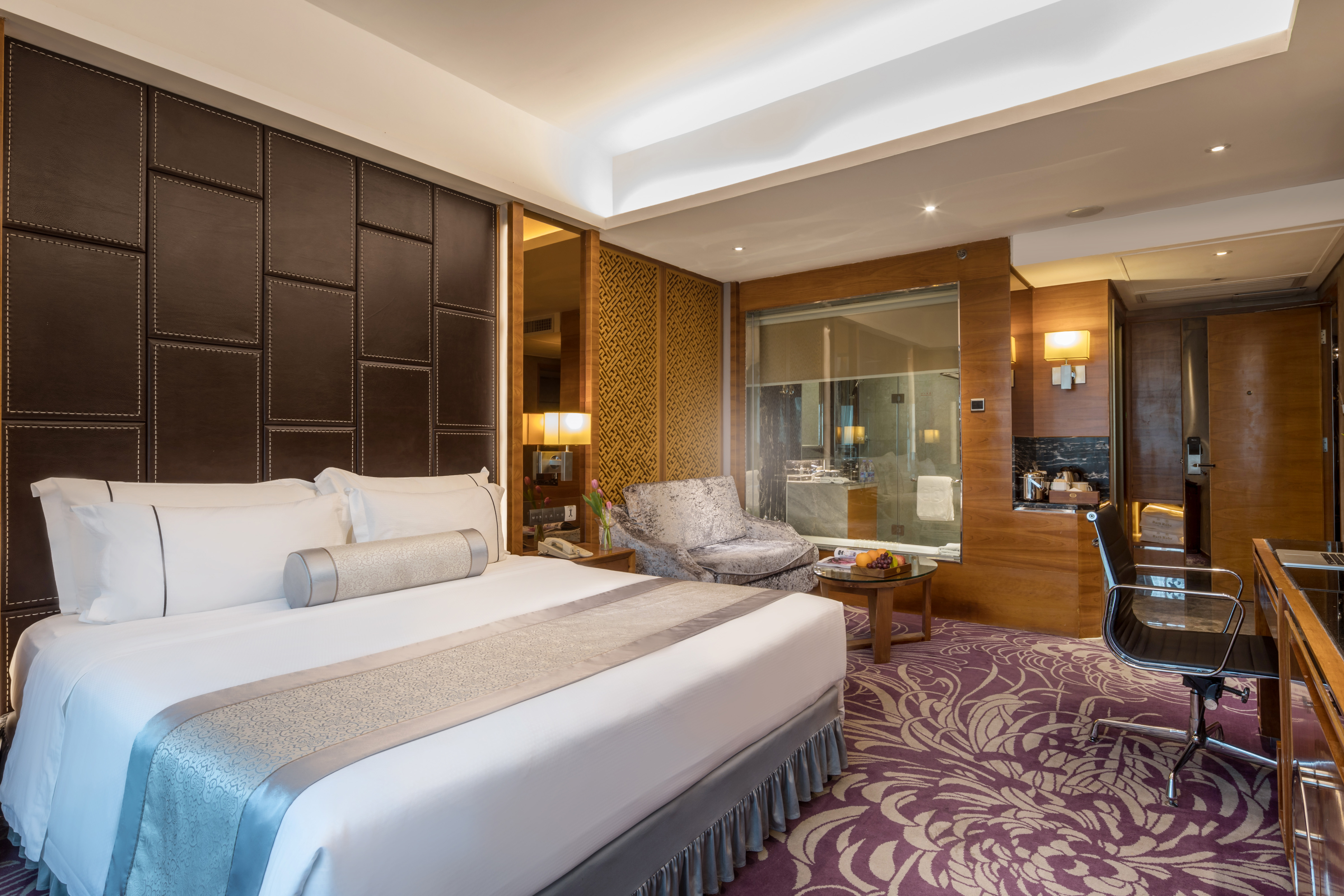 Double or Twin Executive