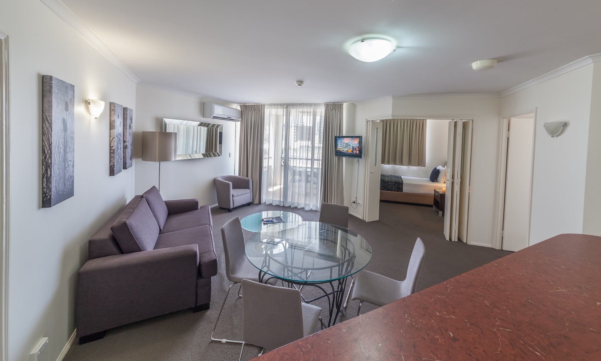 Apartment One Bedroom Two Bathrooms