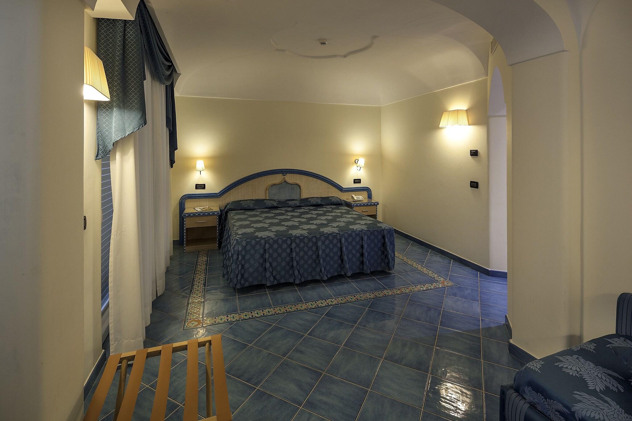 Quadruple Classic Double Bed