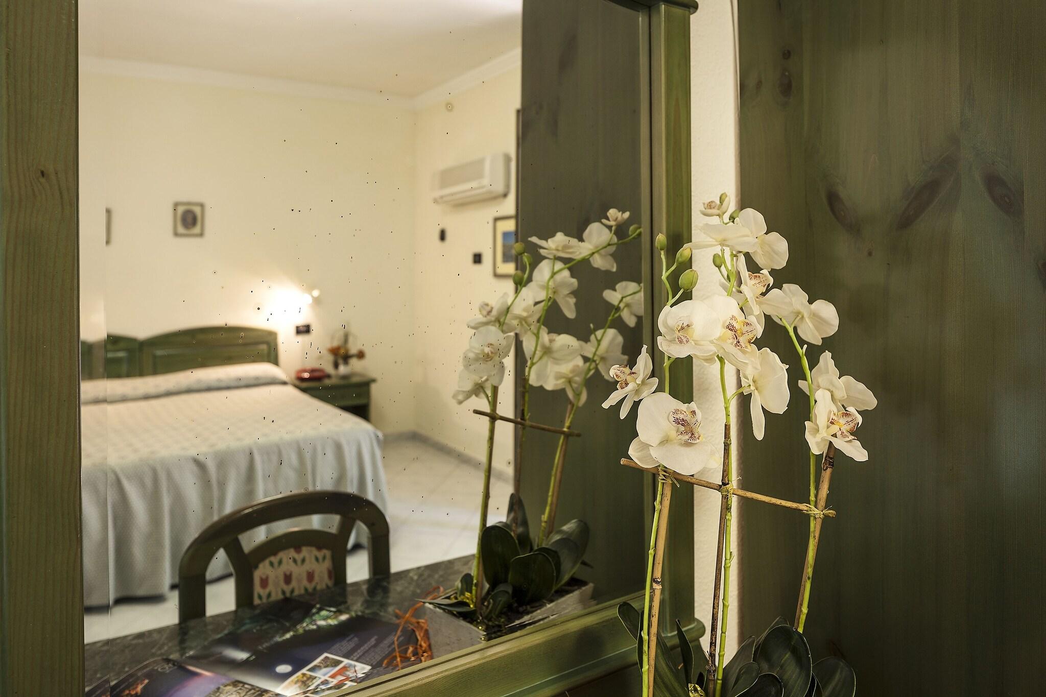 Quadruple with Double Bed