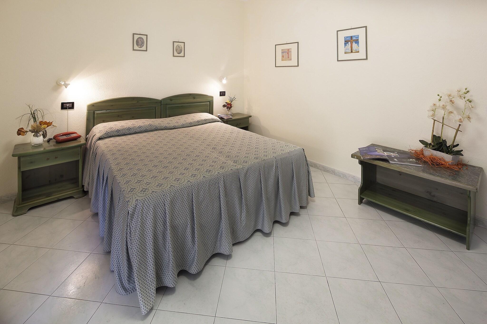 Triple with Double Bed