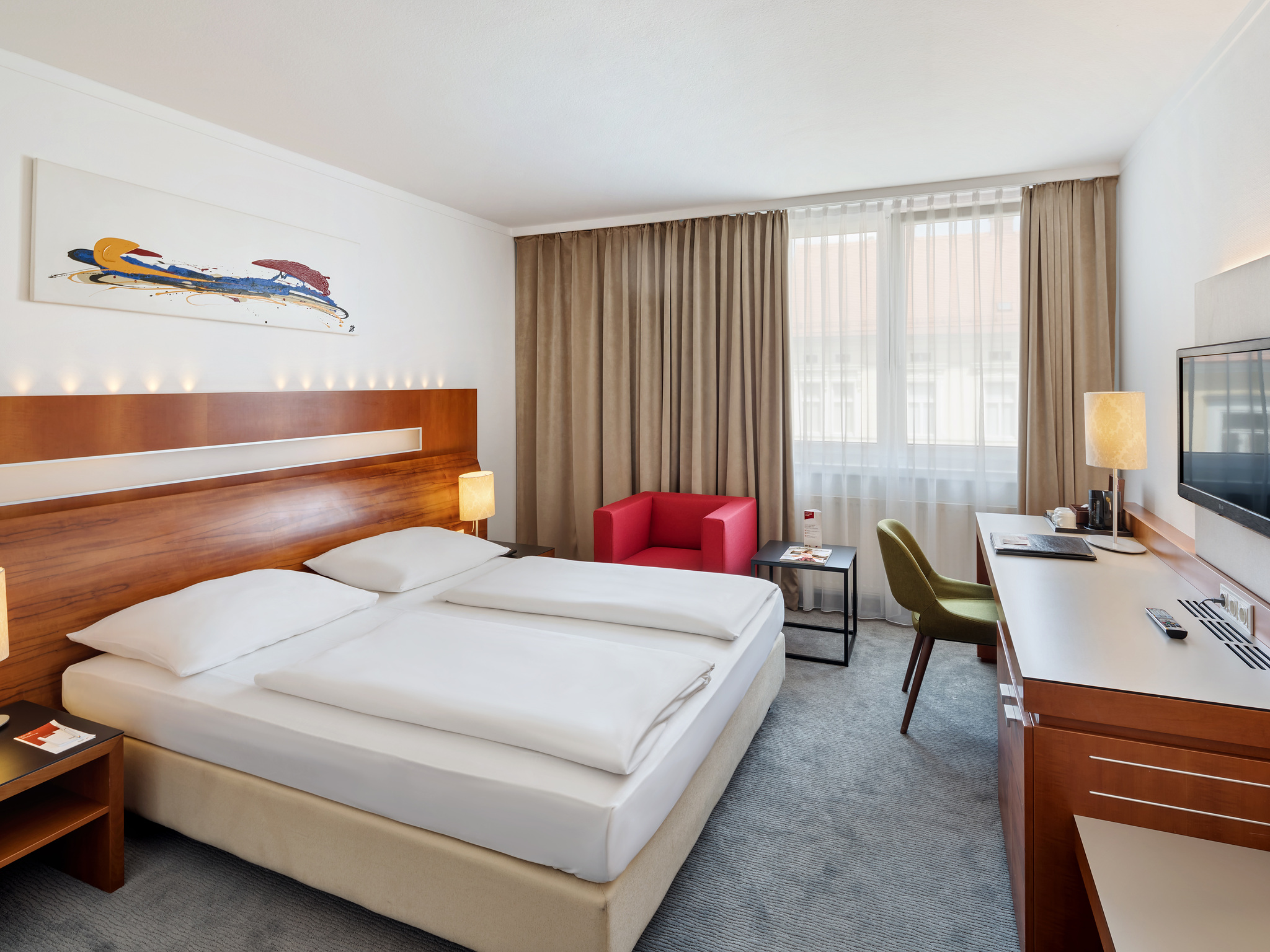 Double Single Executive