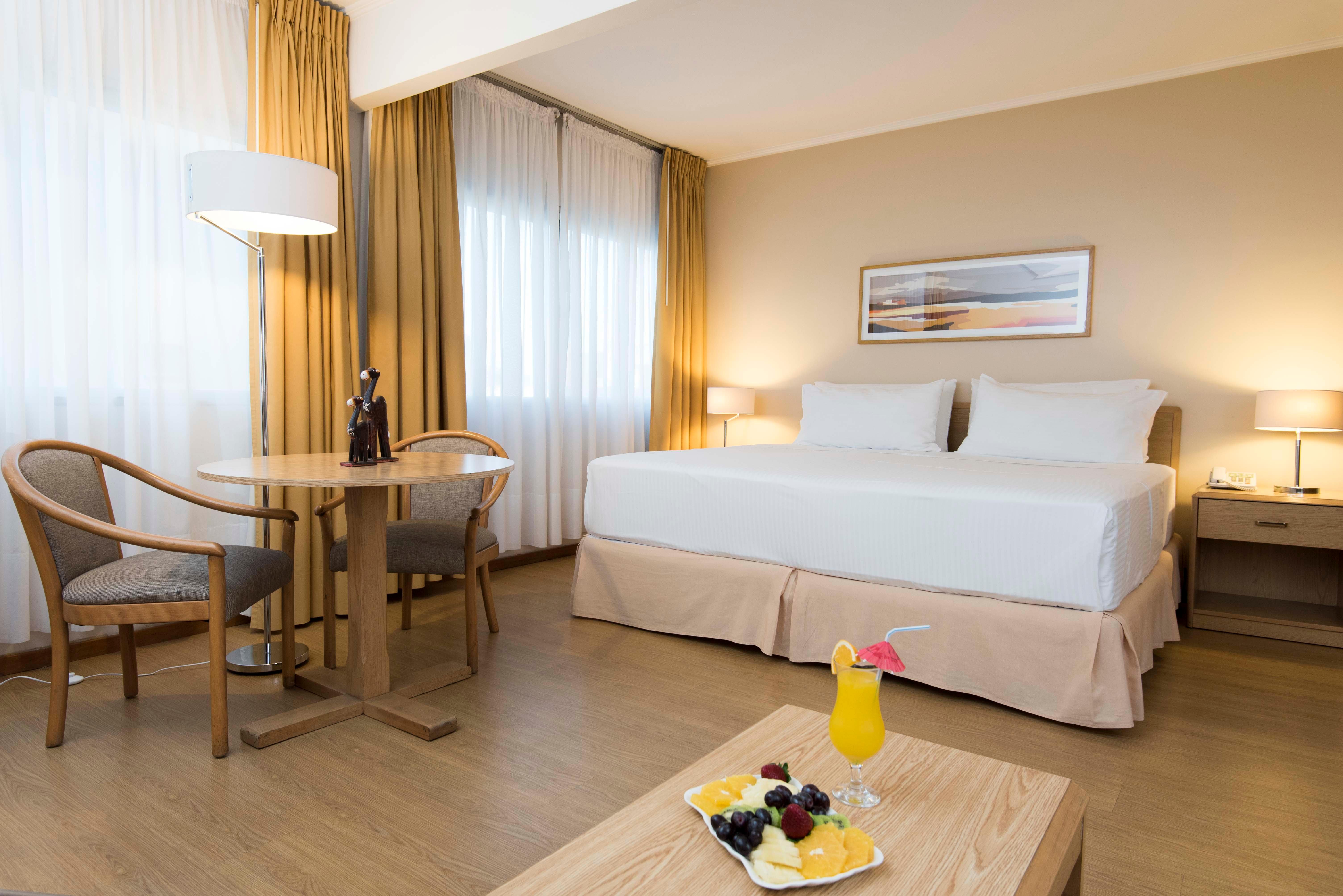 Double King Bed Non Smoking