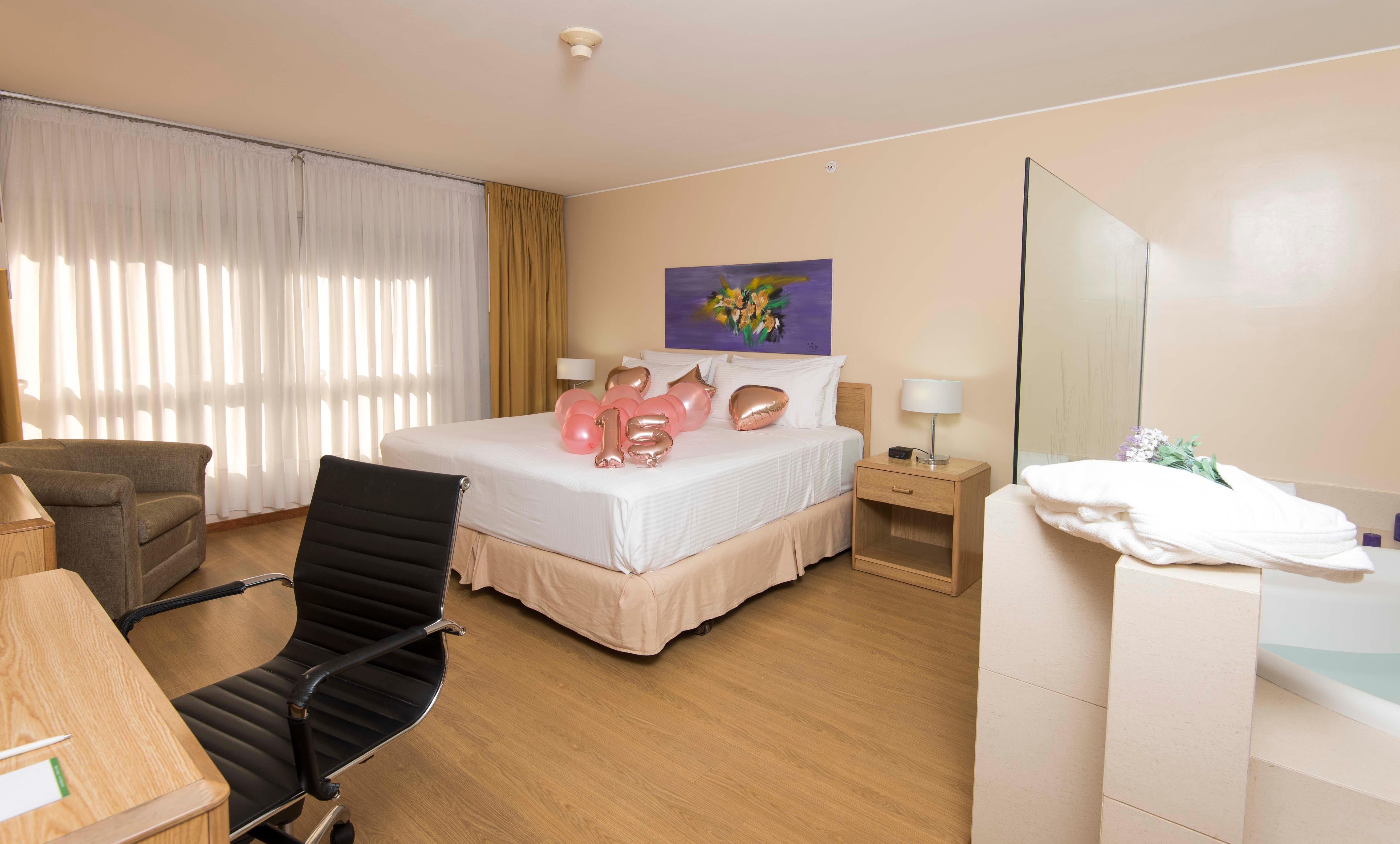 Suite King Bed Non Smoking