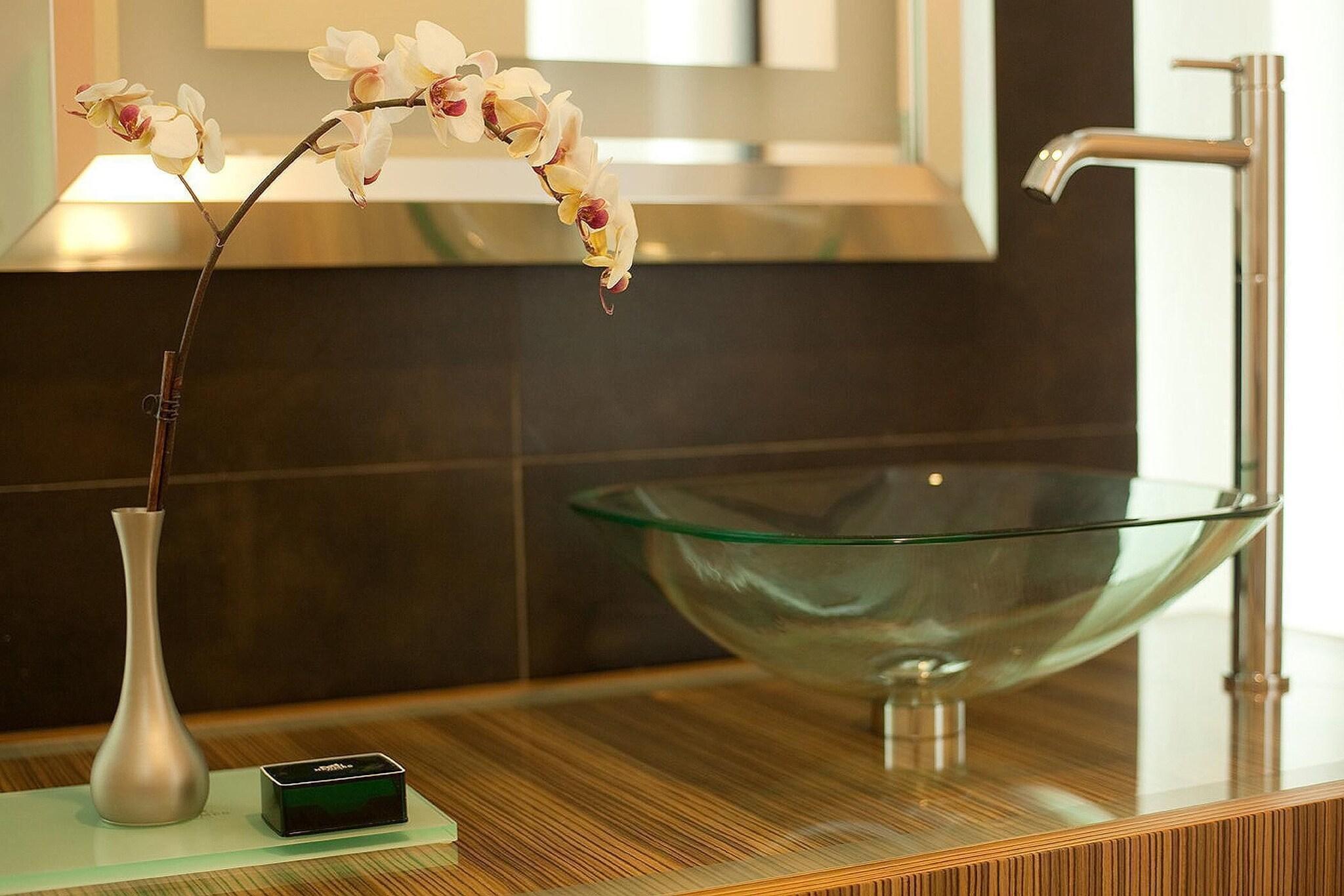 Junior Suite Club with Views