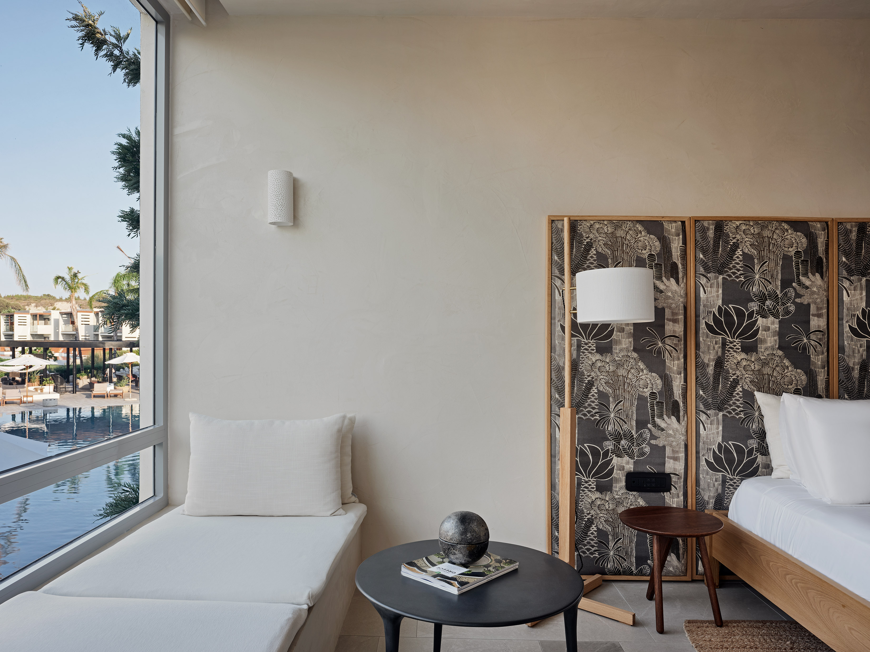 Suite Deluxe Side Sea View