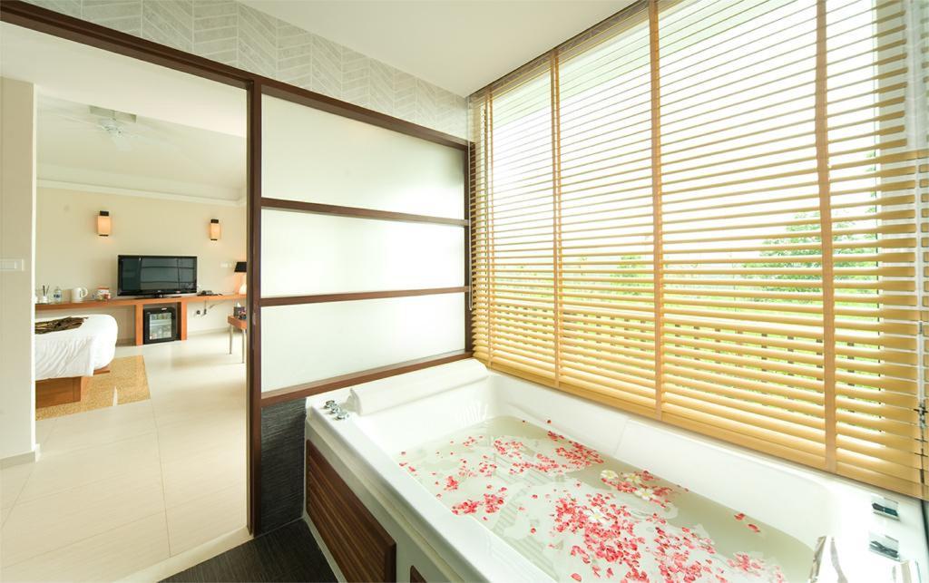 Double or Twin Deluxe Garden View