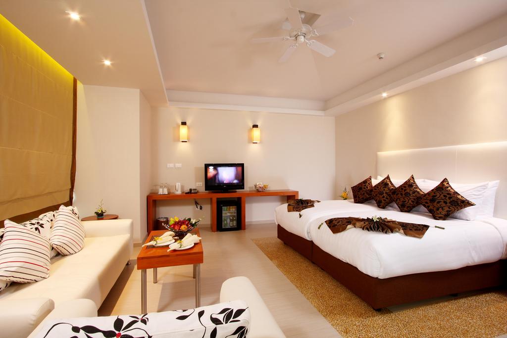 Double or Twin Deluxe Garden View