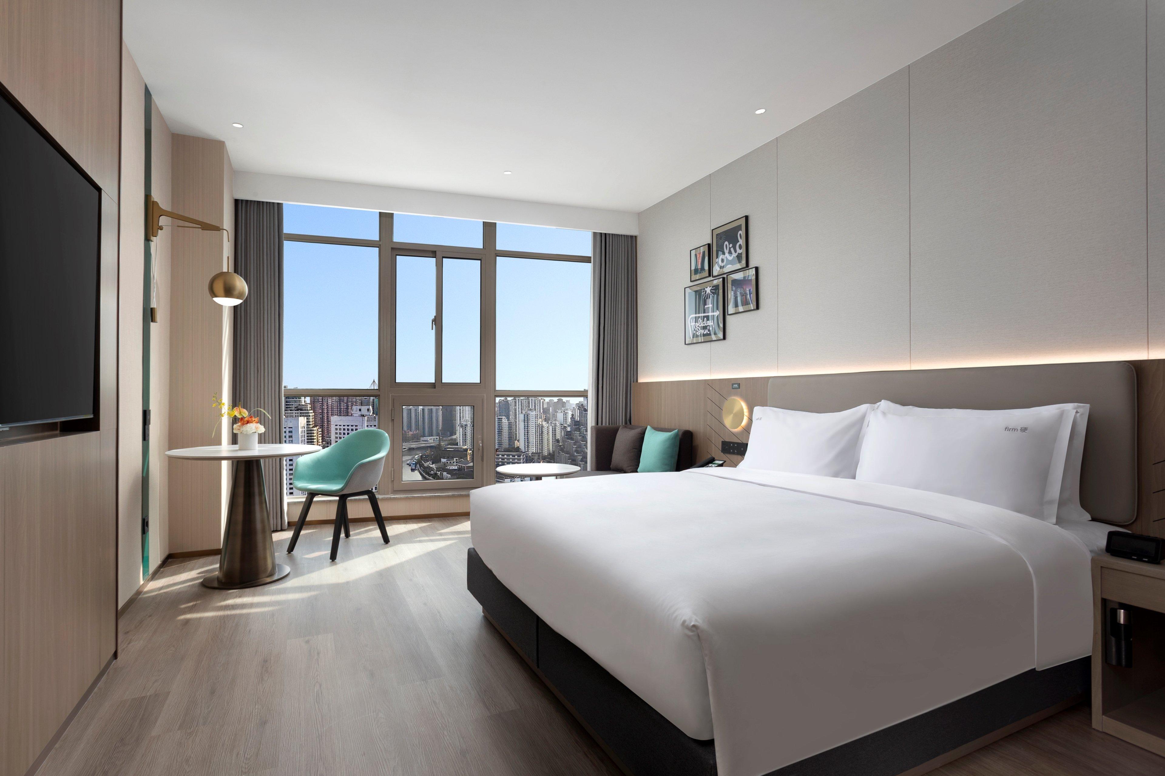 Double City View King Bed