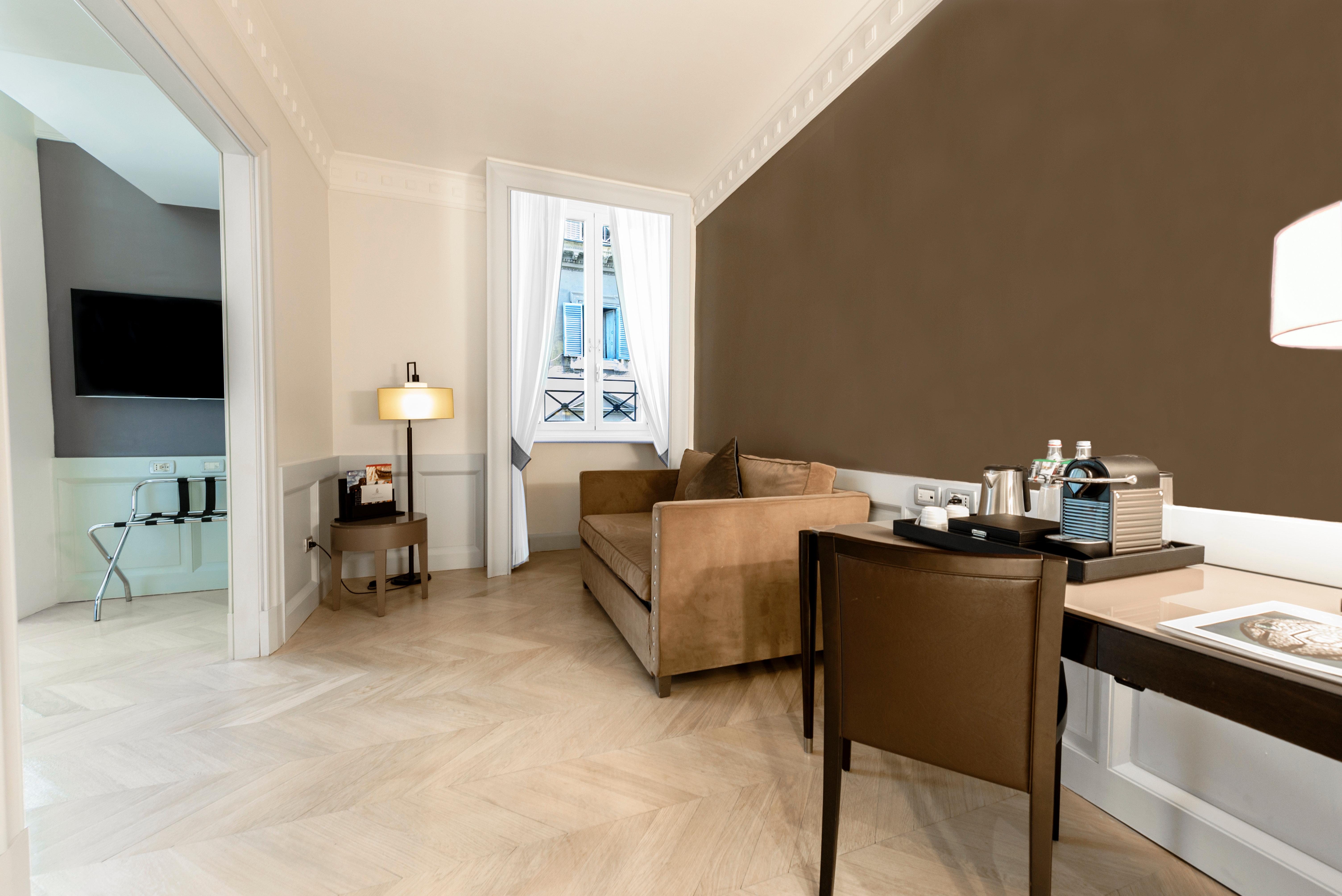 Junior Suite King Size Bed