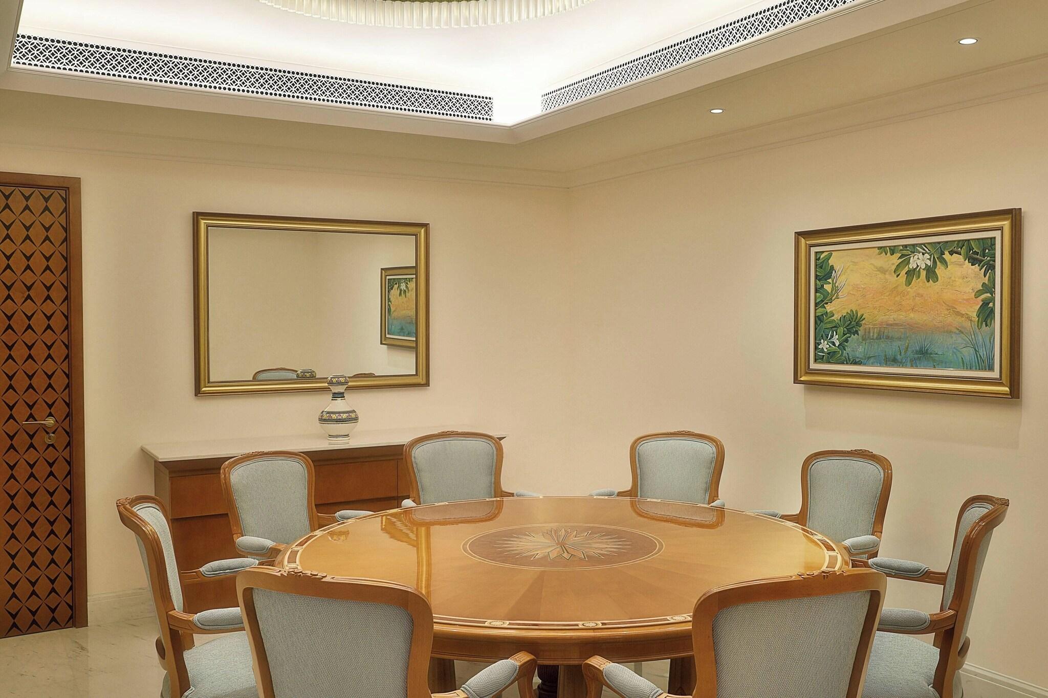 Suite Presidential with Views