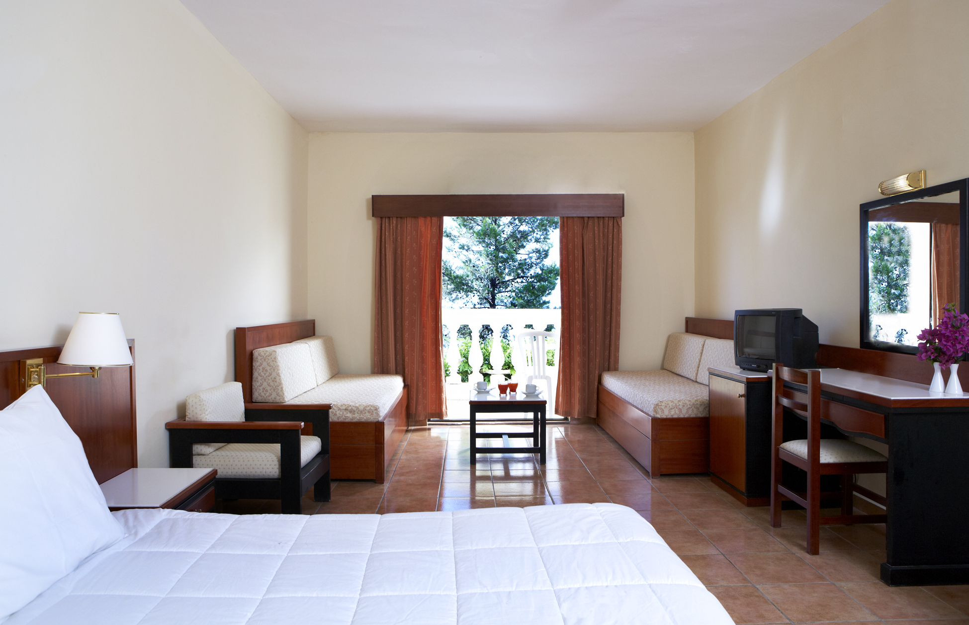 Family Room Garden View