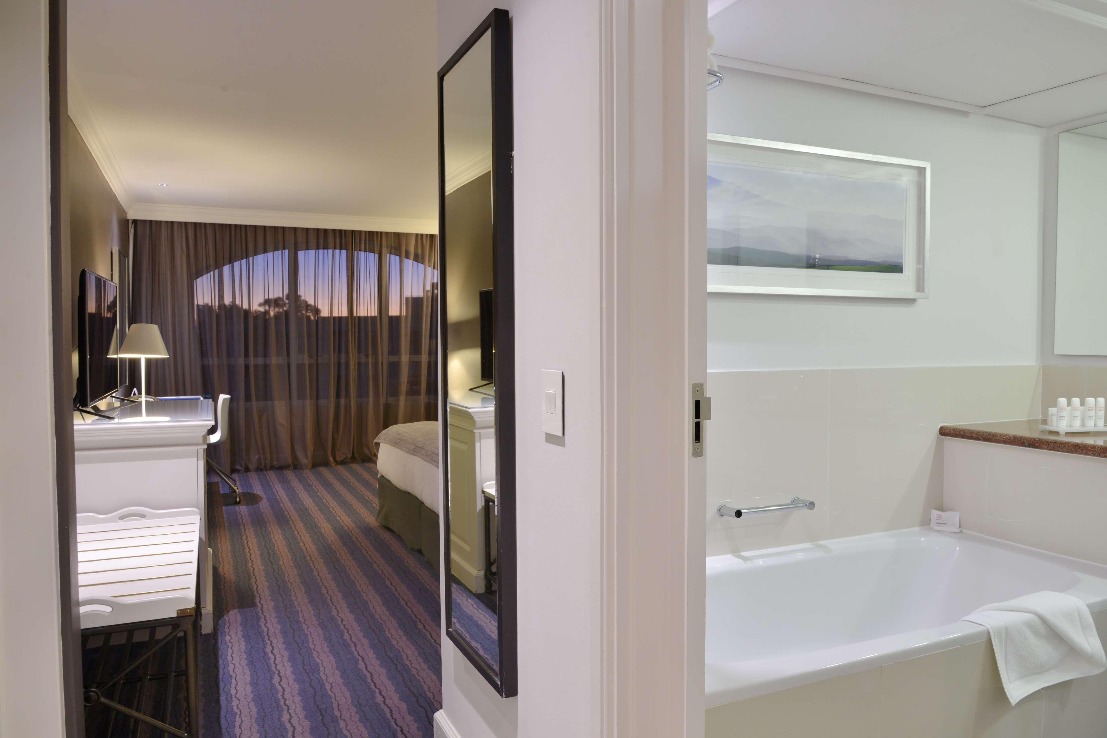 Room Partial Sea View