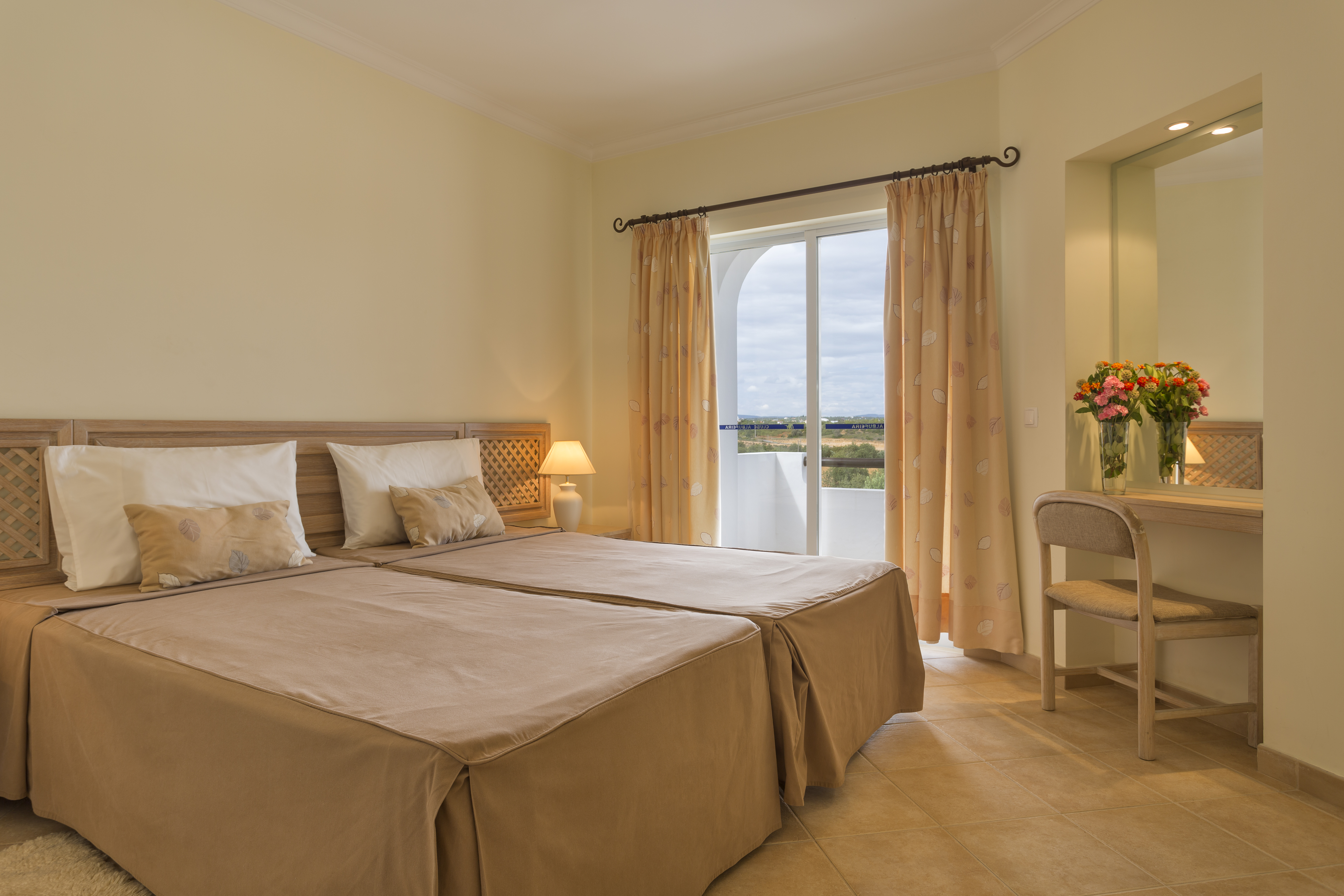 Apartment Capacity 6 Two Bedrooms