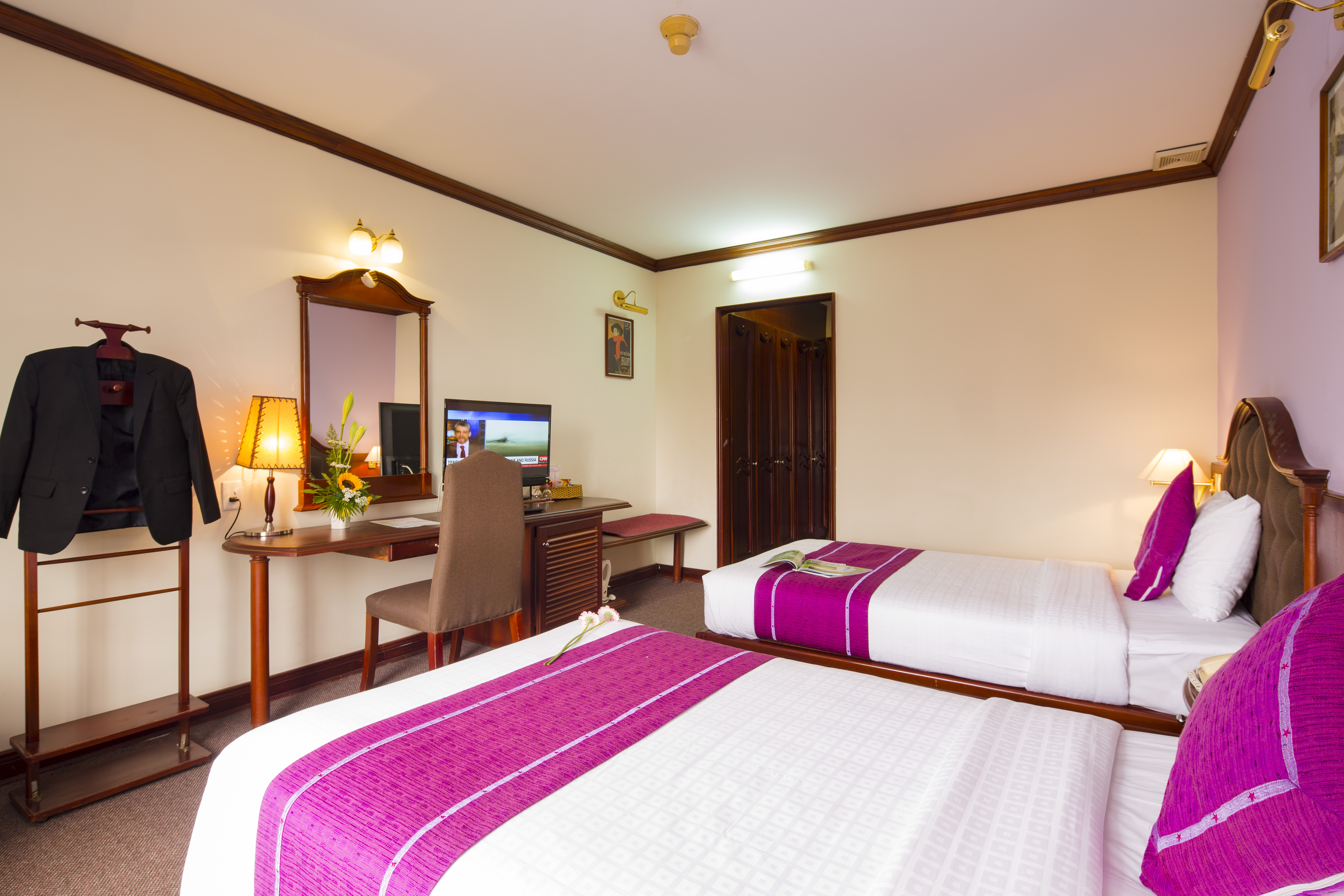 Twin Superior City View