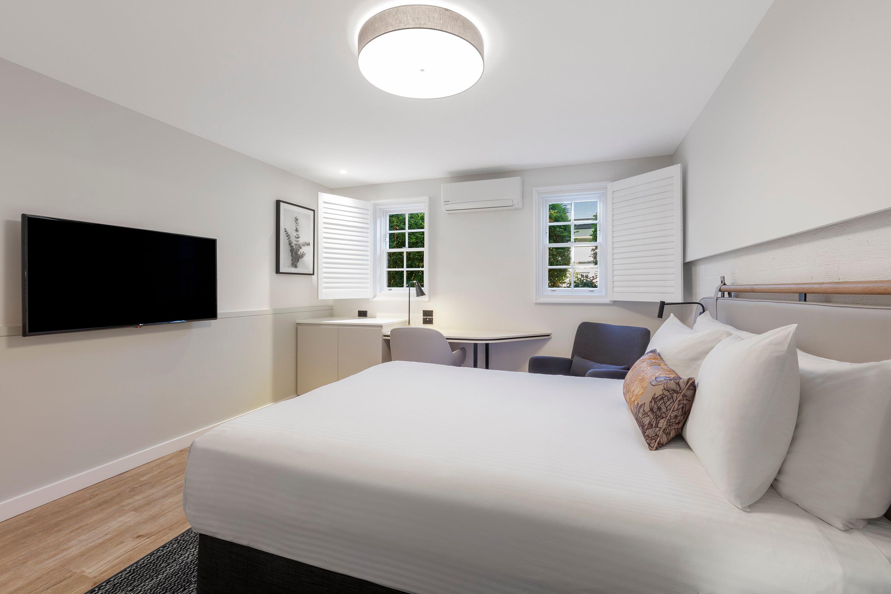 Double Queen Size Bed