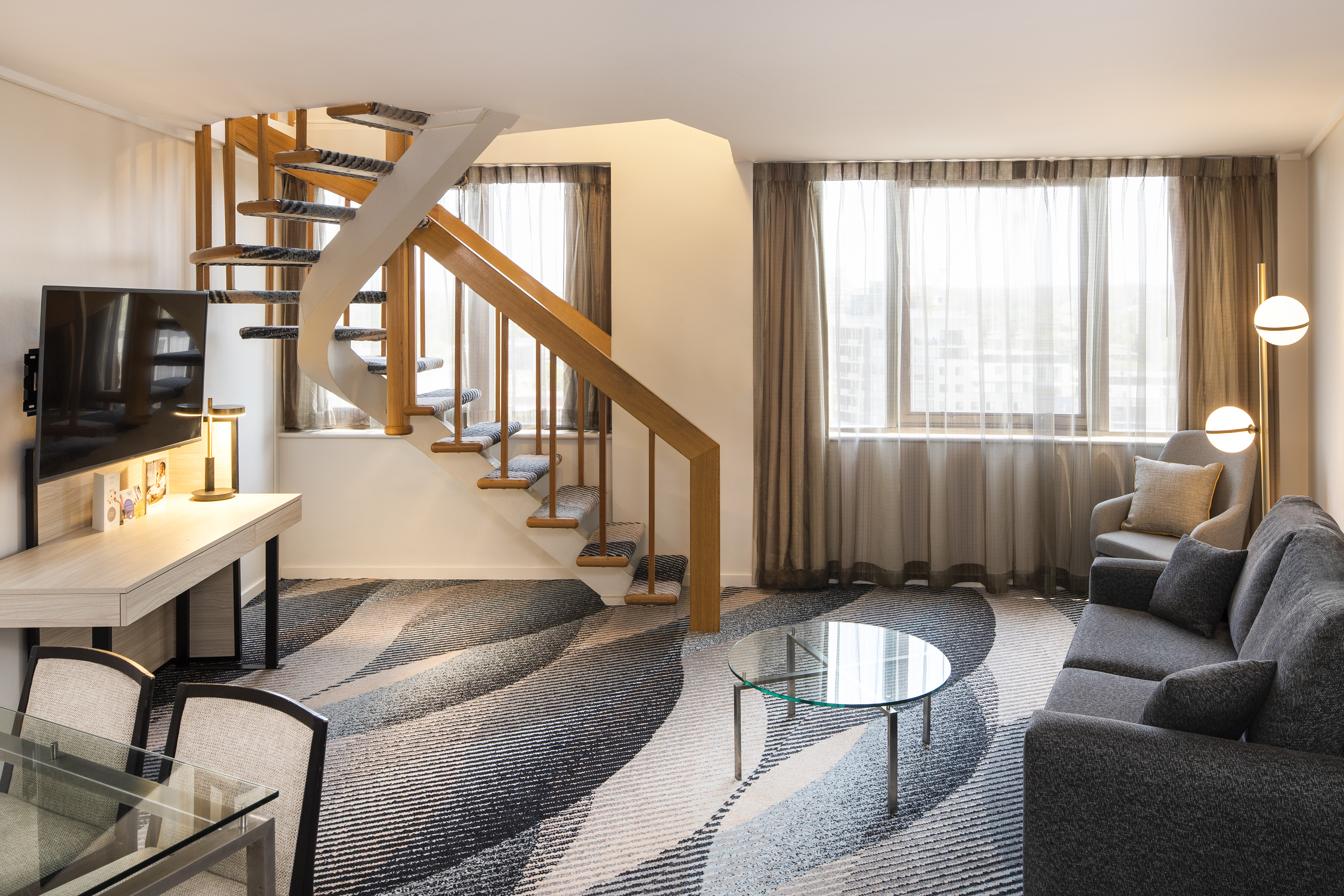 Double Deluxe King Bed