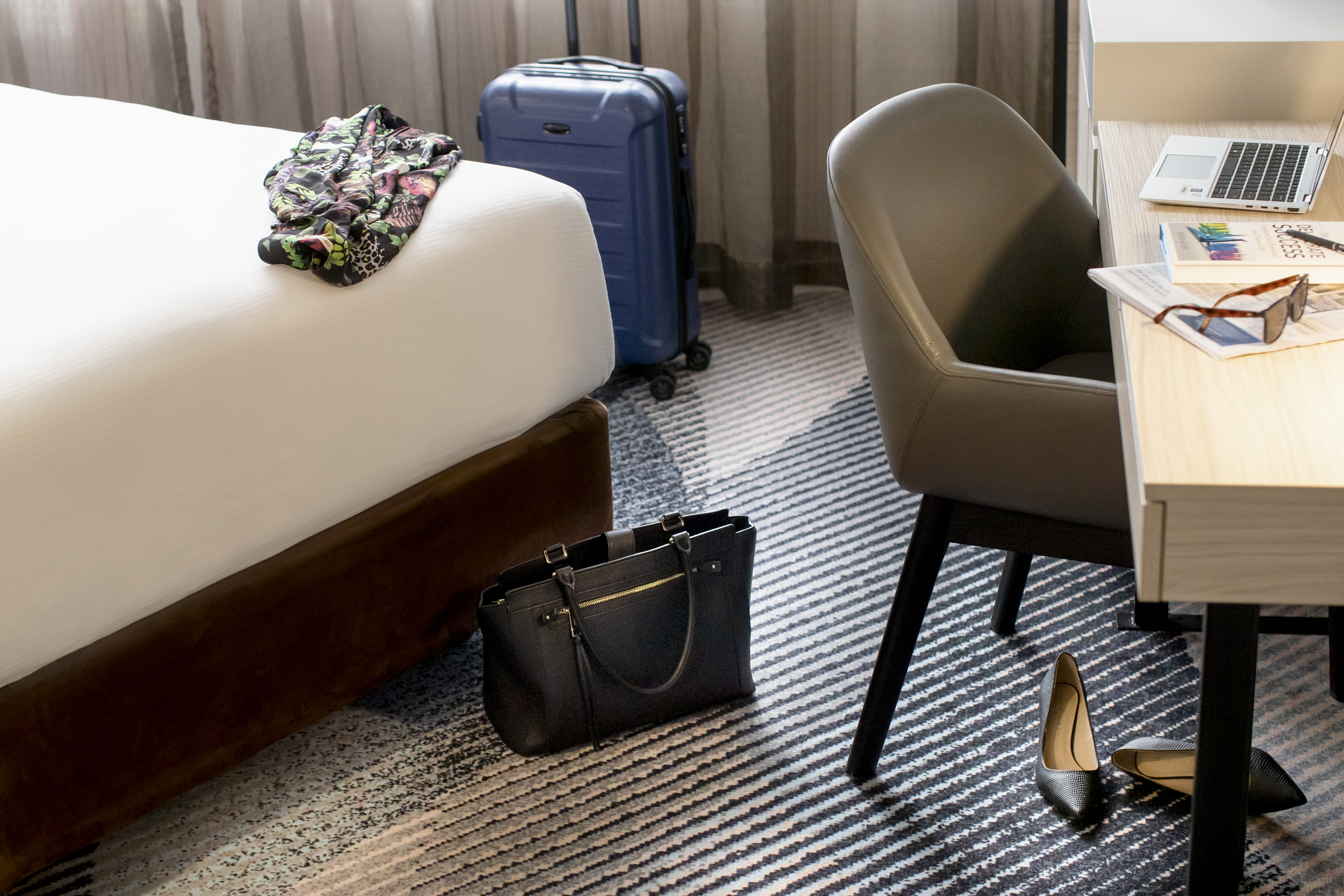 Double Queen Size Bed