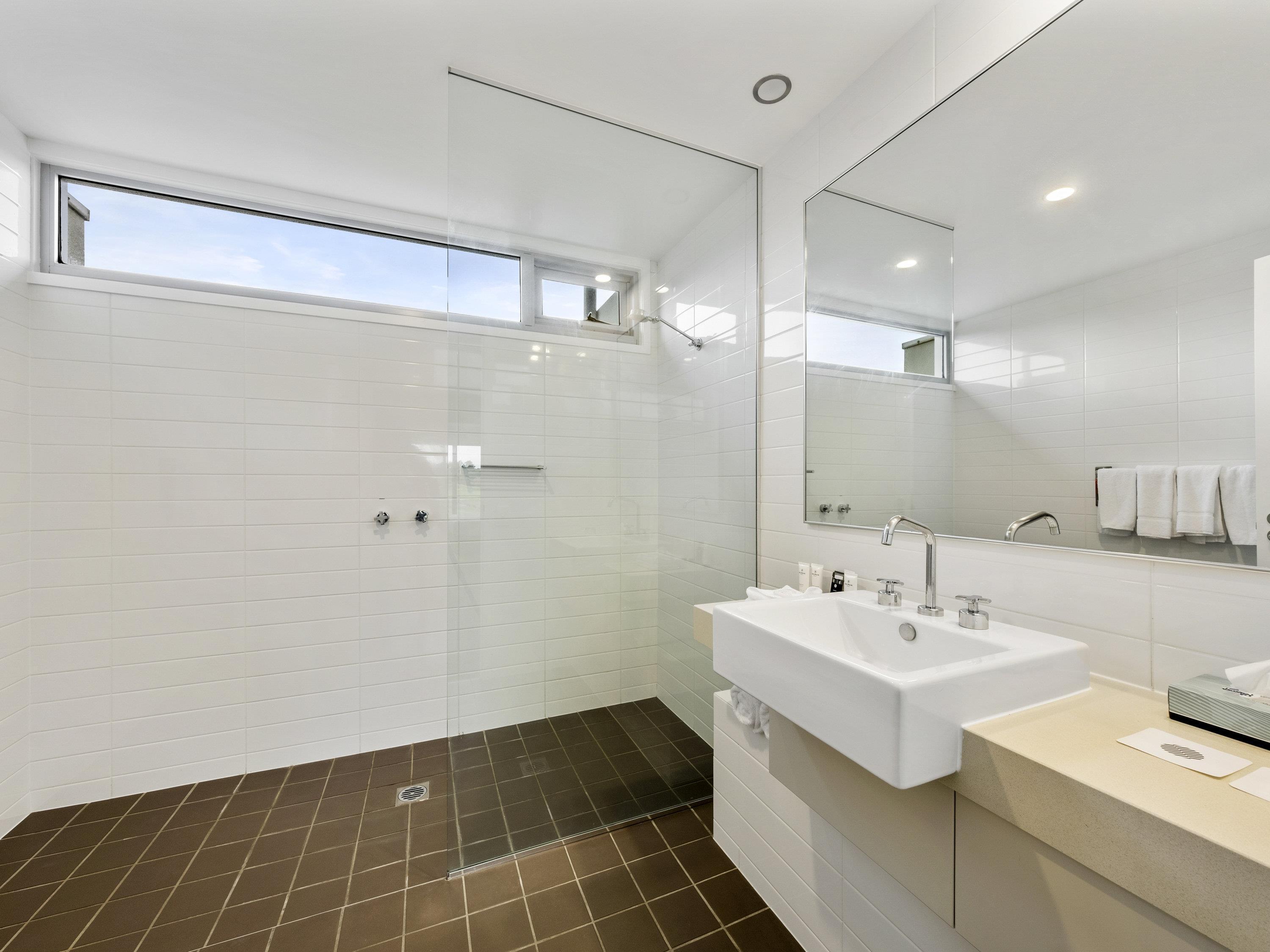 Studio Deluxe King Bed