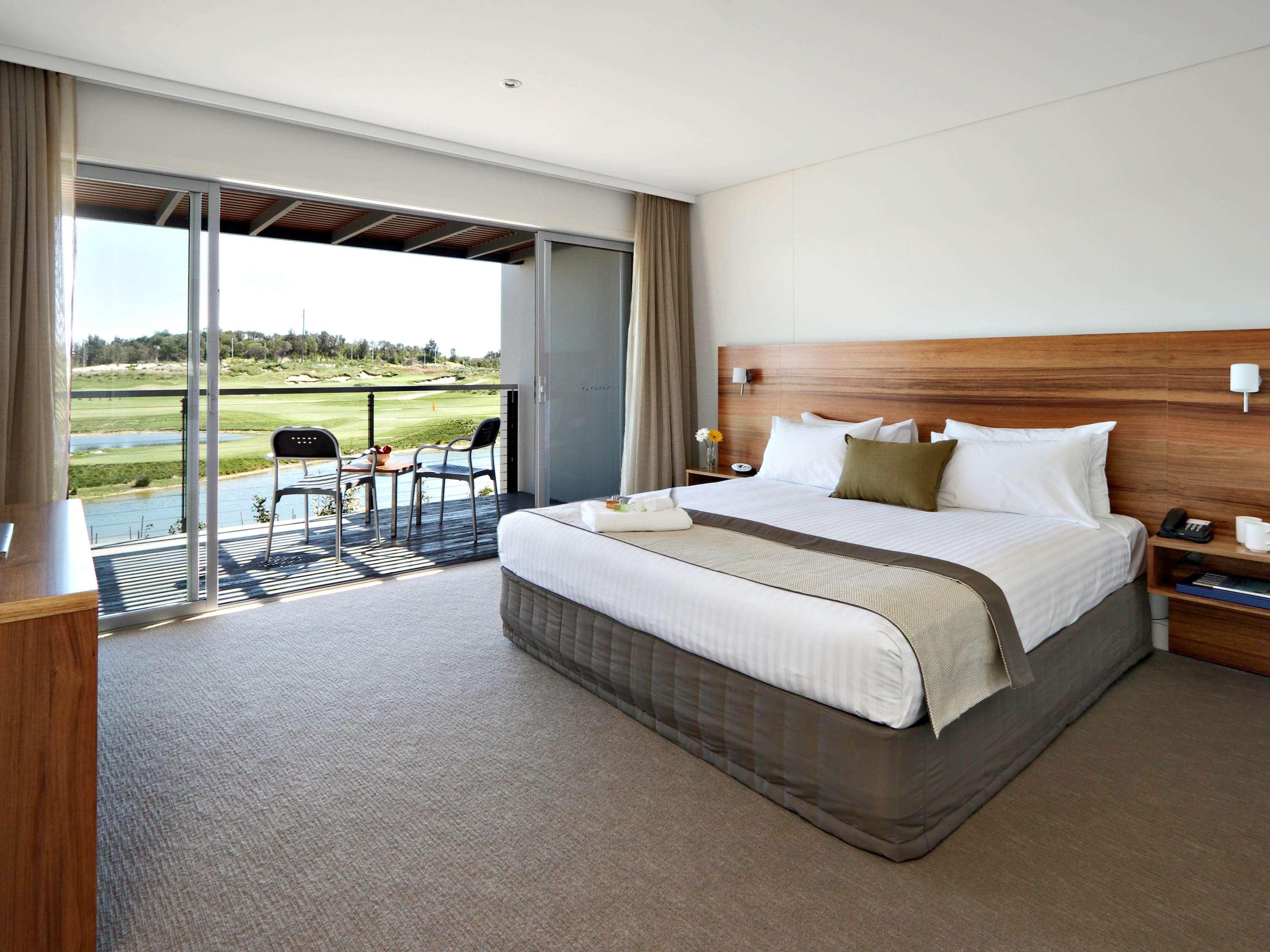 Studio King Size Bed