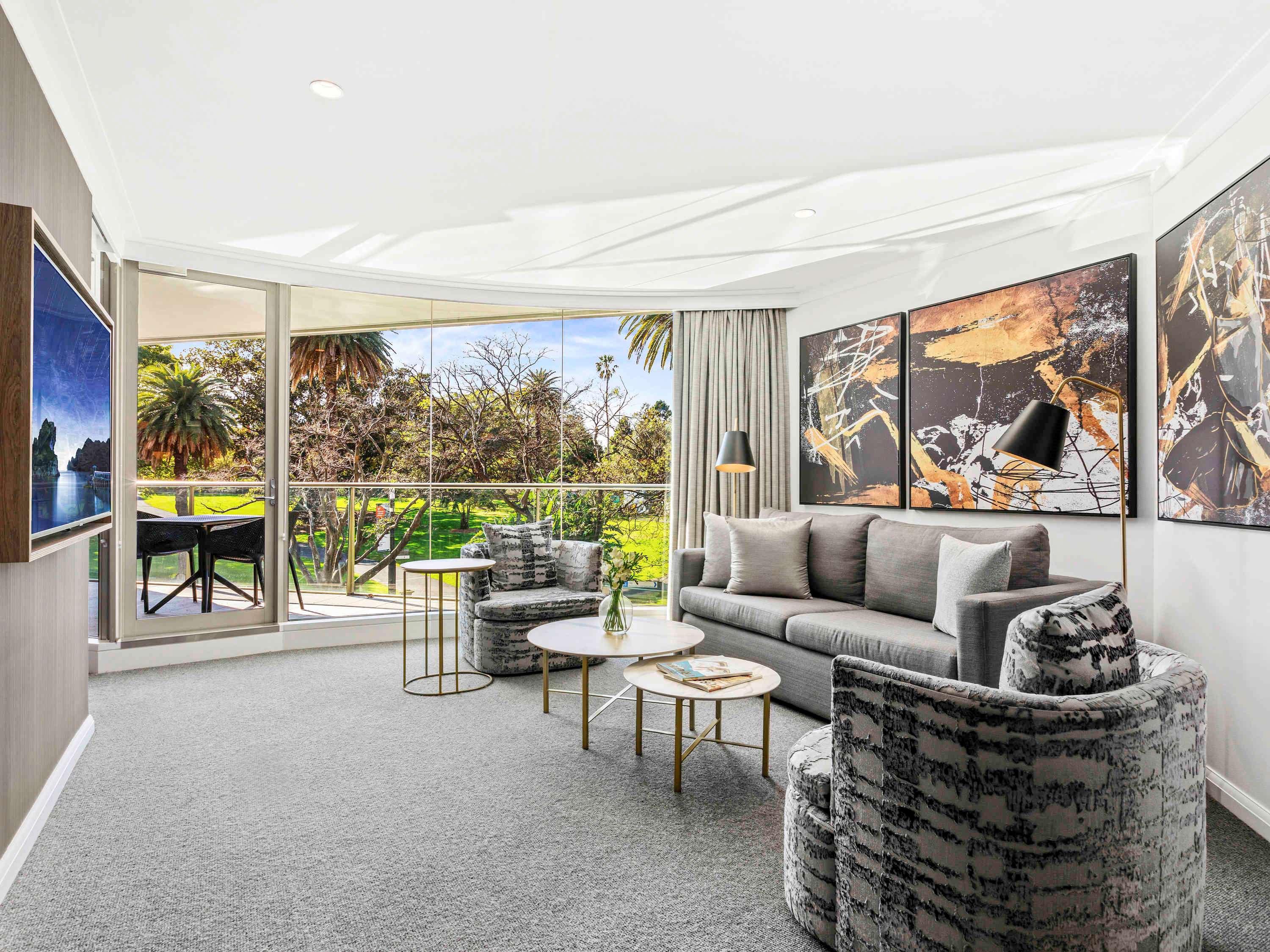 Suite Deluxe with Balcony